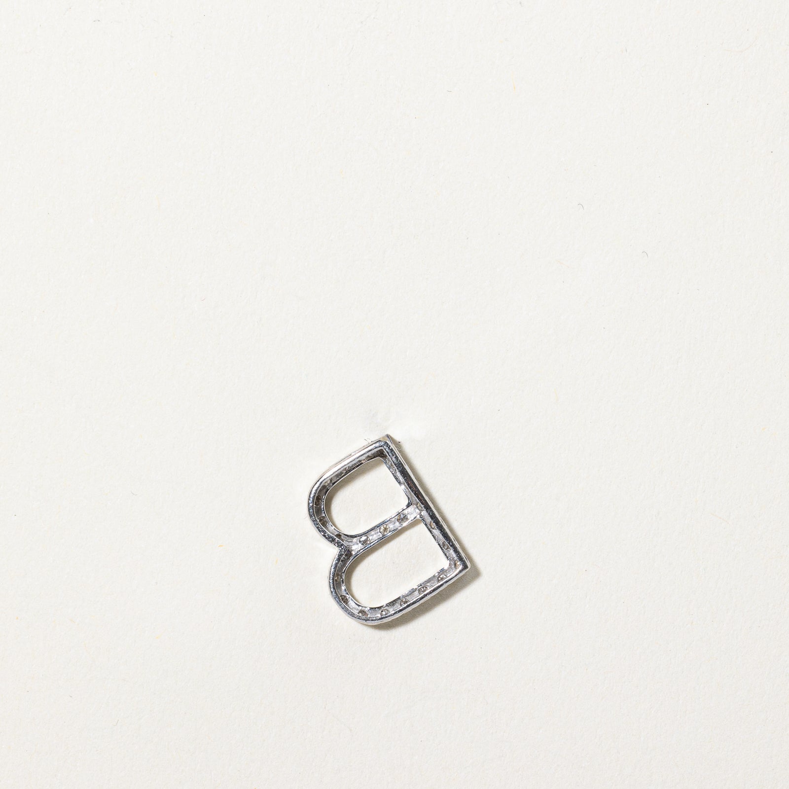 Pendentif diamant « B » | 0,12 ct |