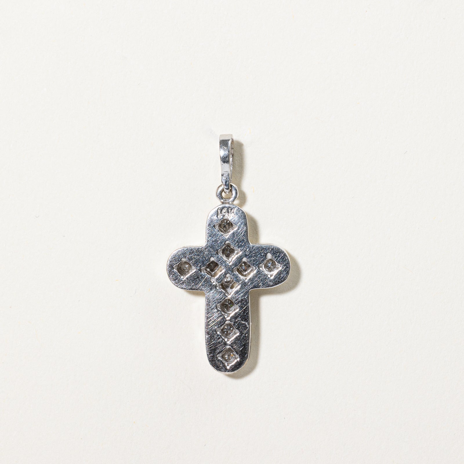Diamond Cross Pendant | 0.14ctw |