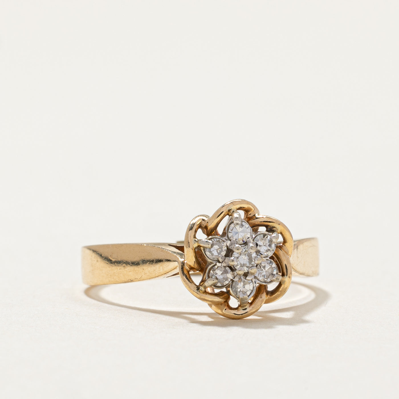 Diamond Cluster Ring | 0.13ctw | SZ 6