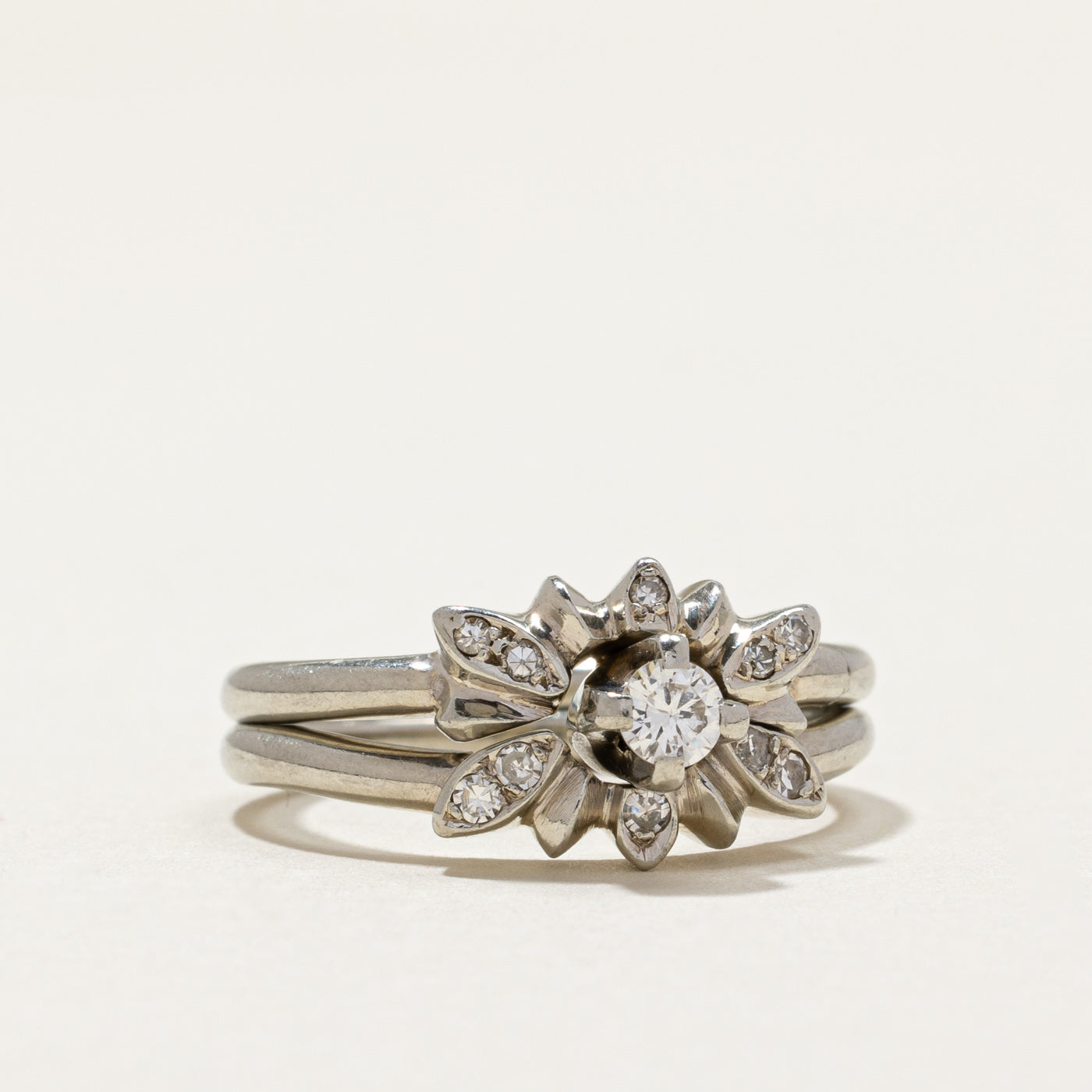 Diamond Cluster Wedding Ring Set | 0.21ctw | SZ 5.5