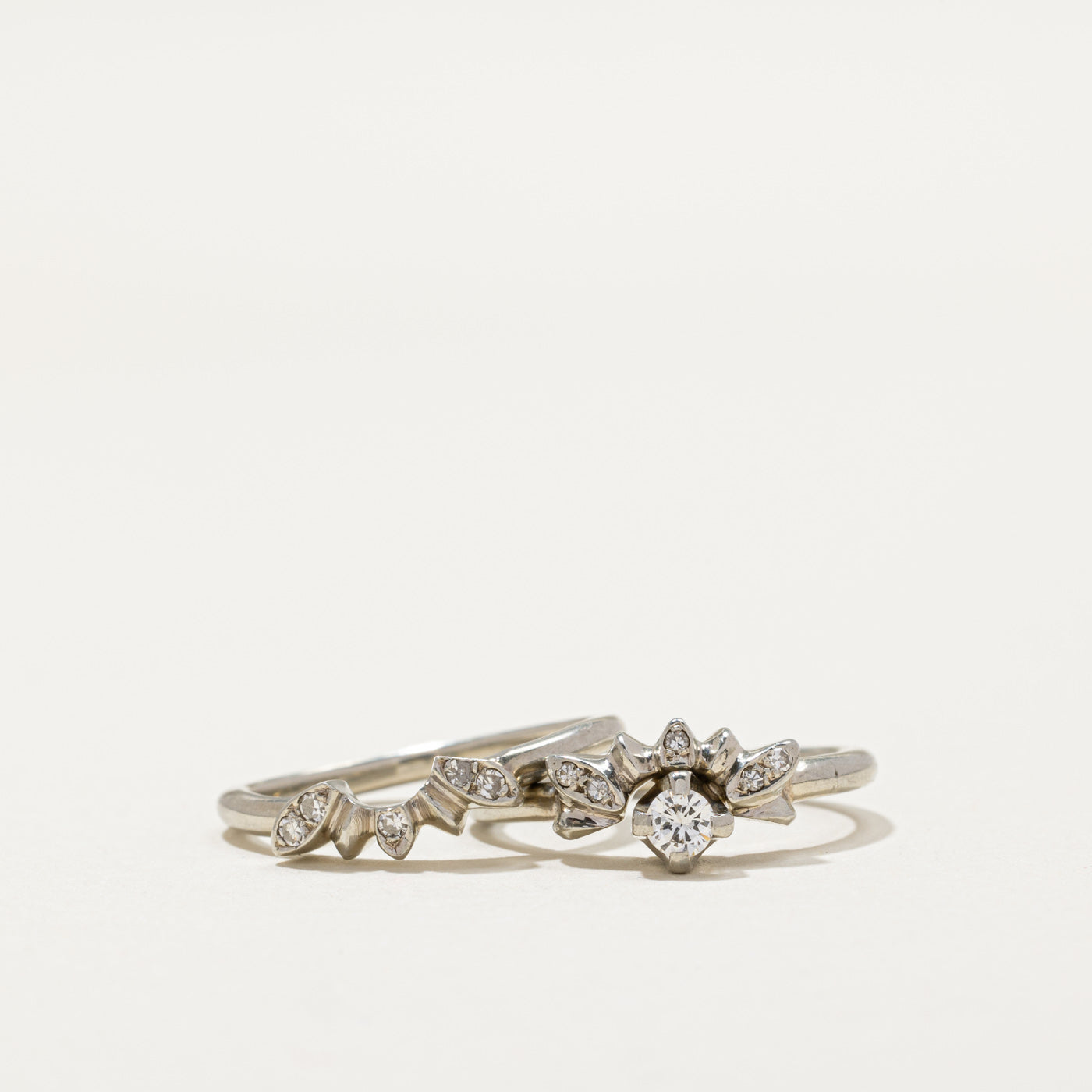 Diamond Cluster Wedding Ring Set | 0.21ctw | SZ 5.5