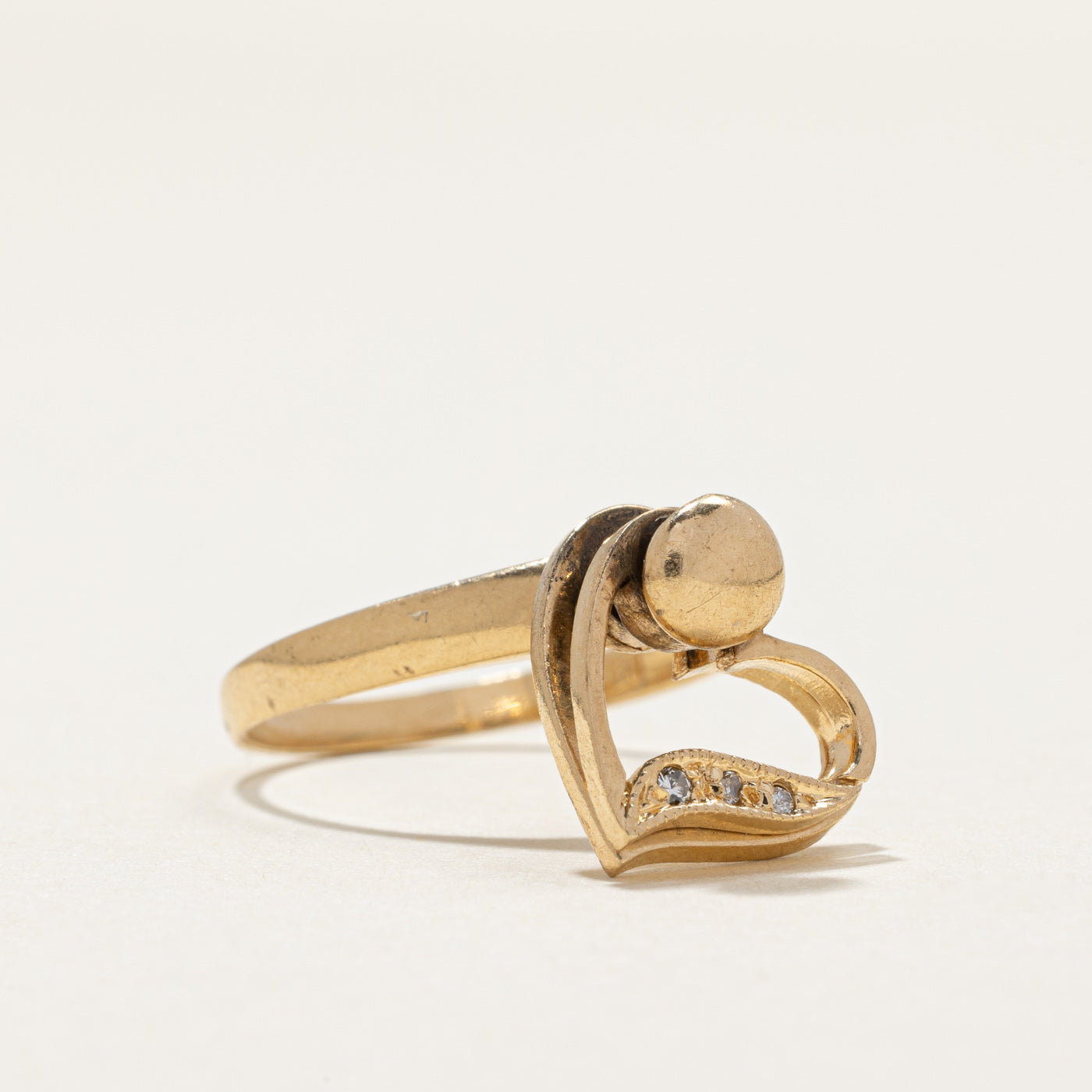 Spinning Hearts Diamond Ring | 0.02ctw | SZ 5.5