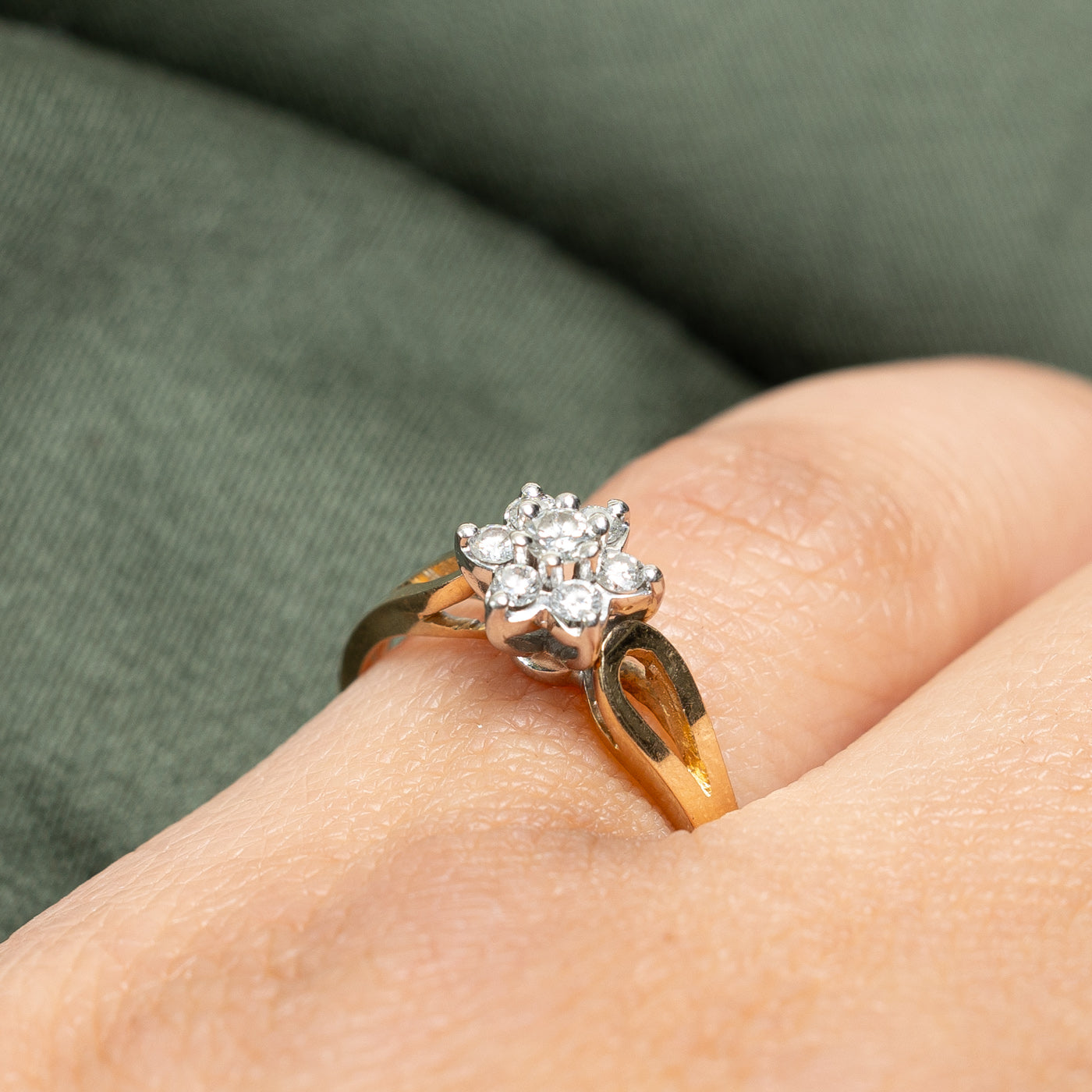 Diamond Cluster Petal Ring | 0.24ctw | SZ 5.75