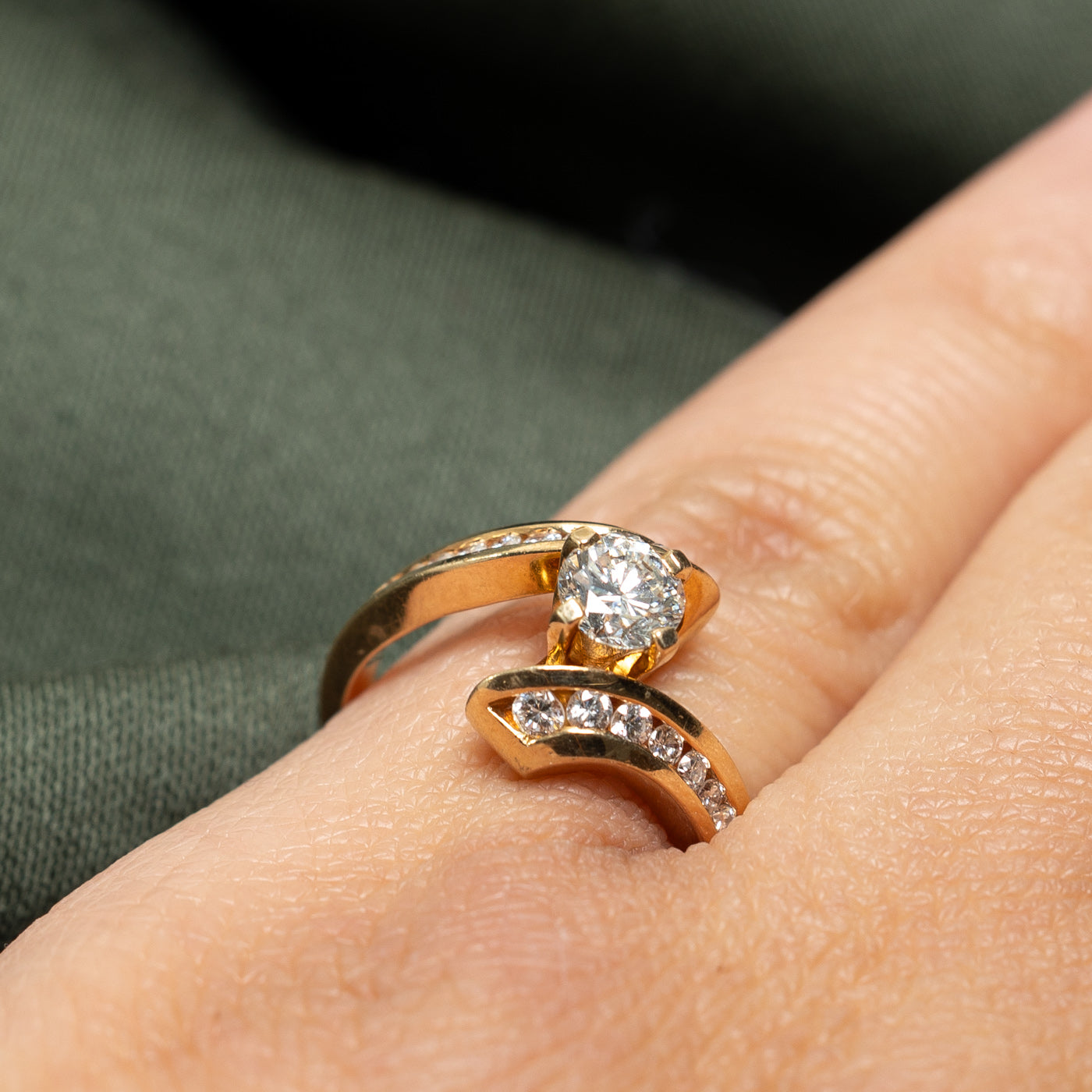 Diamond Bypass Engagment Ring | 0.83ctw | SZ 5.5
