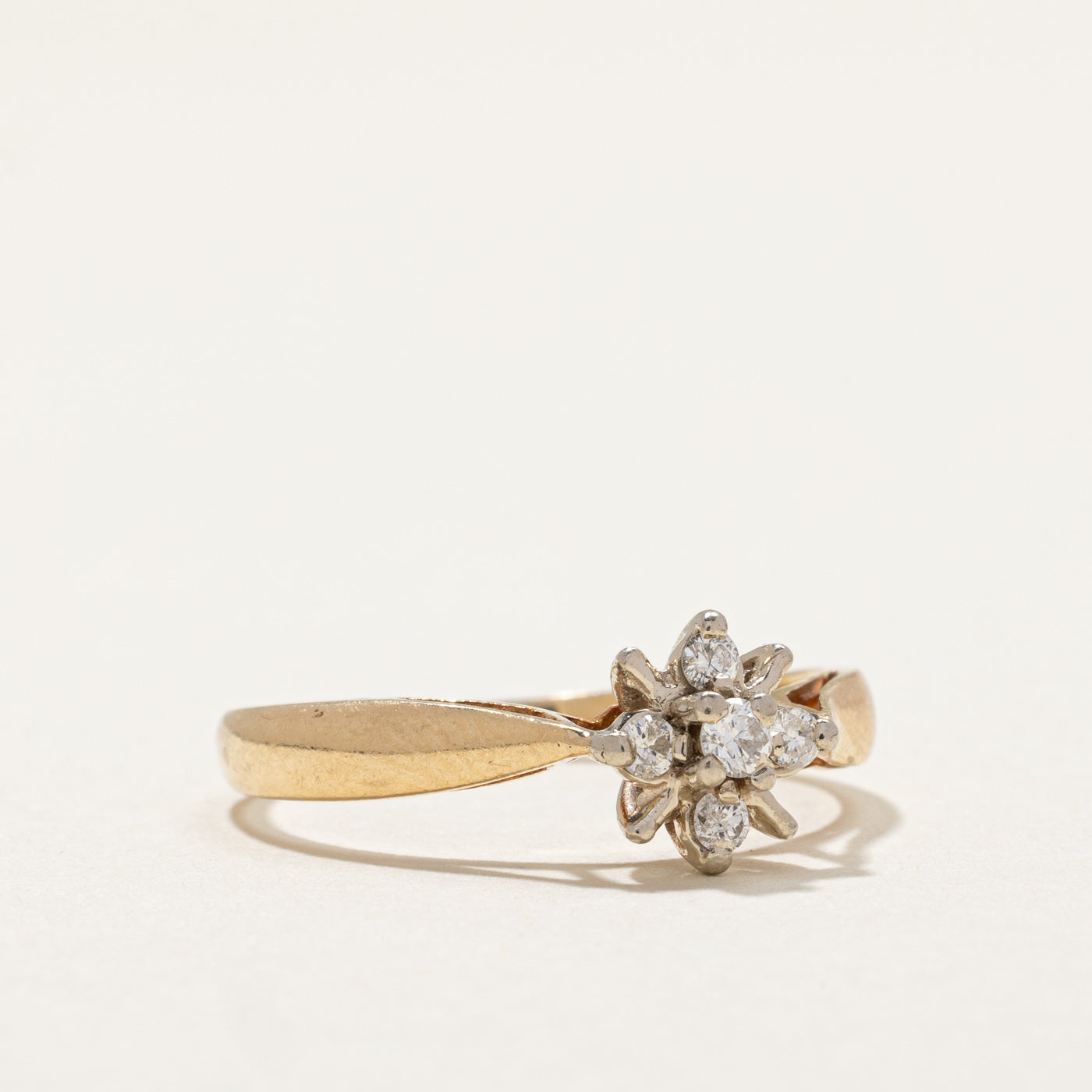 Diamond Cluster Ring | 0.13ctw | SZ 7.25