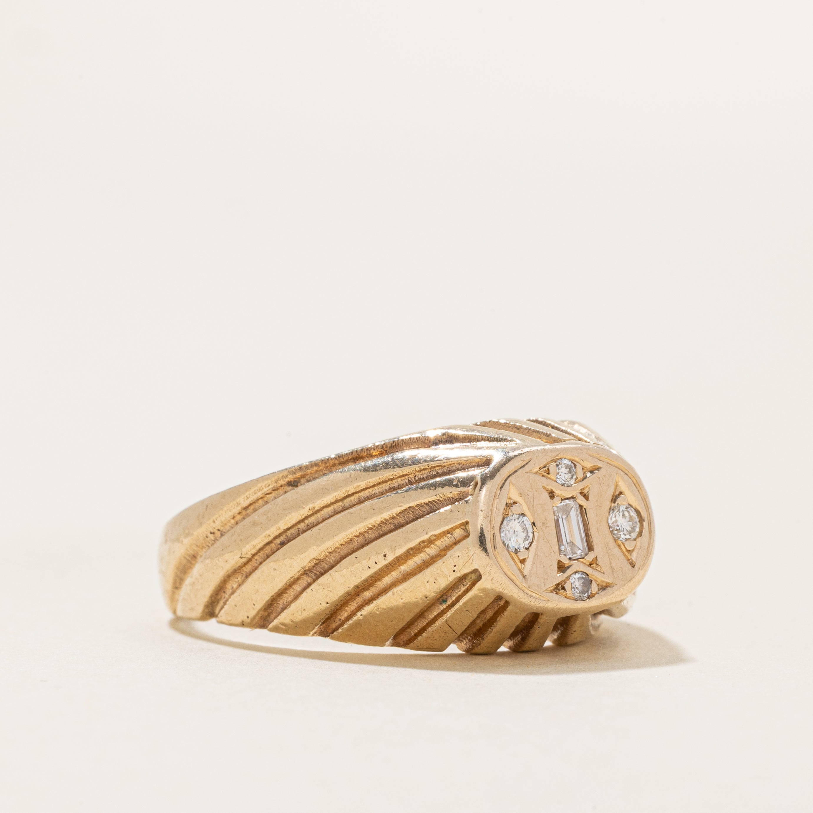 Diamond Cluster Grooved Signet Ring | 0.1ctw | SZ 9.25 |