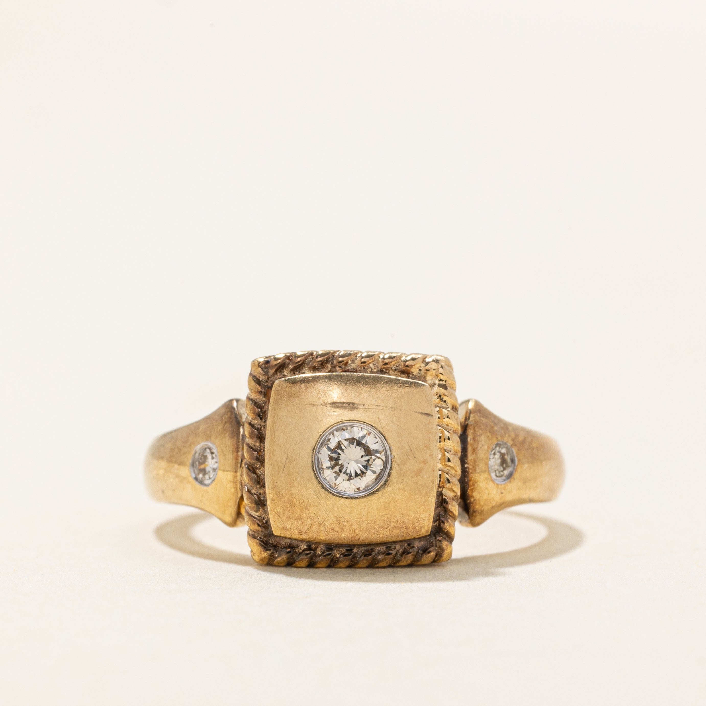 Flush Set Diamond Rope Textured Ring | 0.18ctw | SZ 7.25 |