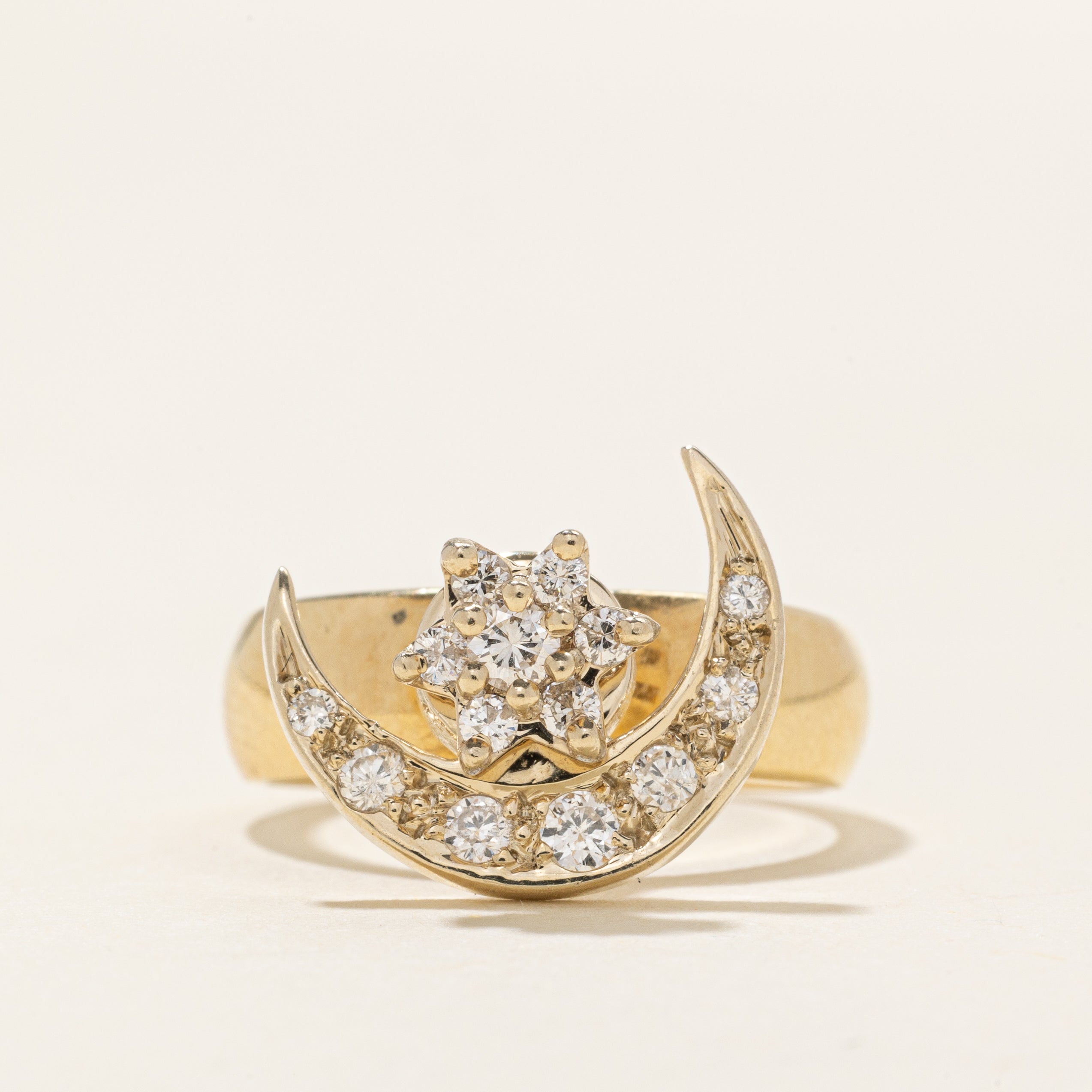 Diamond Moon & Star Spinning Ring | 0.25ctw | SZ 5.5 |