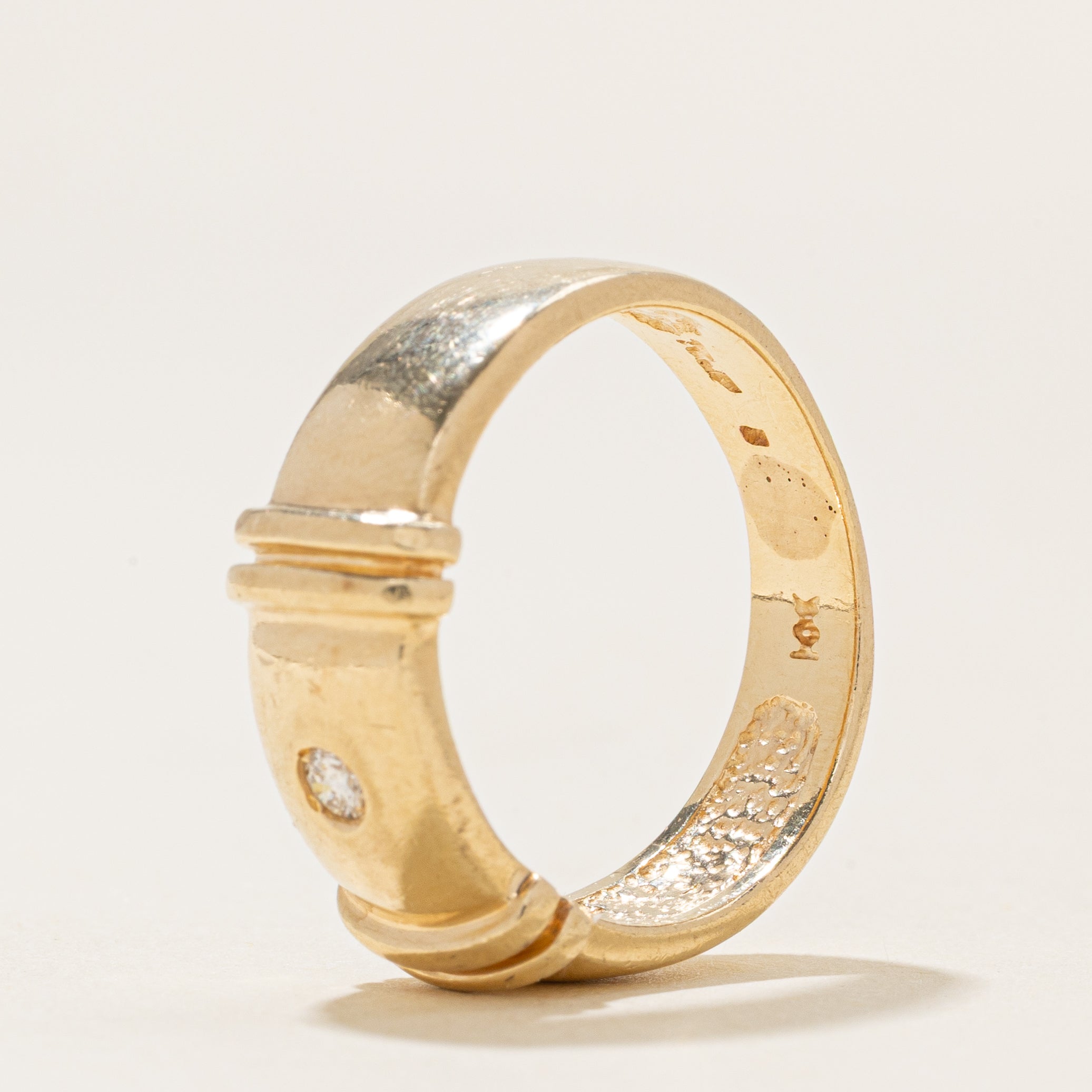 Flush Set Diamond Buckle Ring | 0.06ctw | SZ 7.75 |