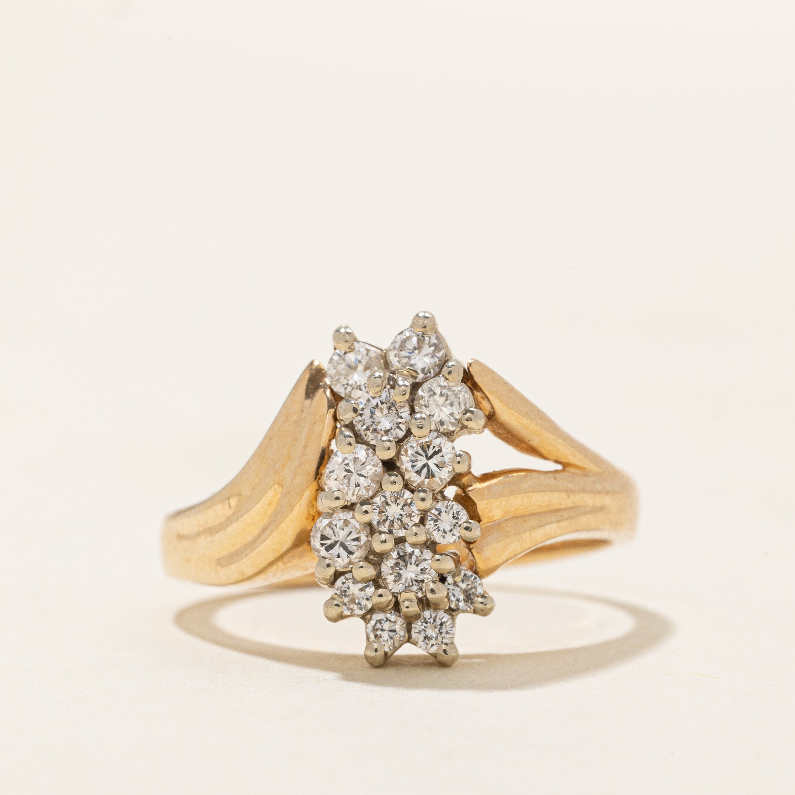 Diamond Cluster Grooved Cocktail Ring | 0.32ctw | SZ 4.25 |