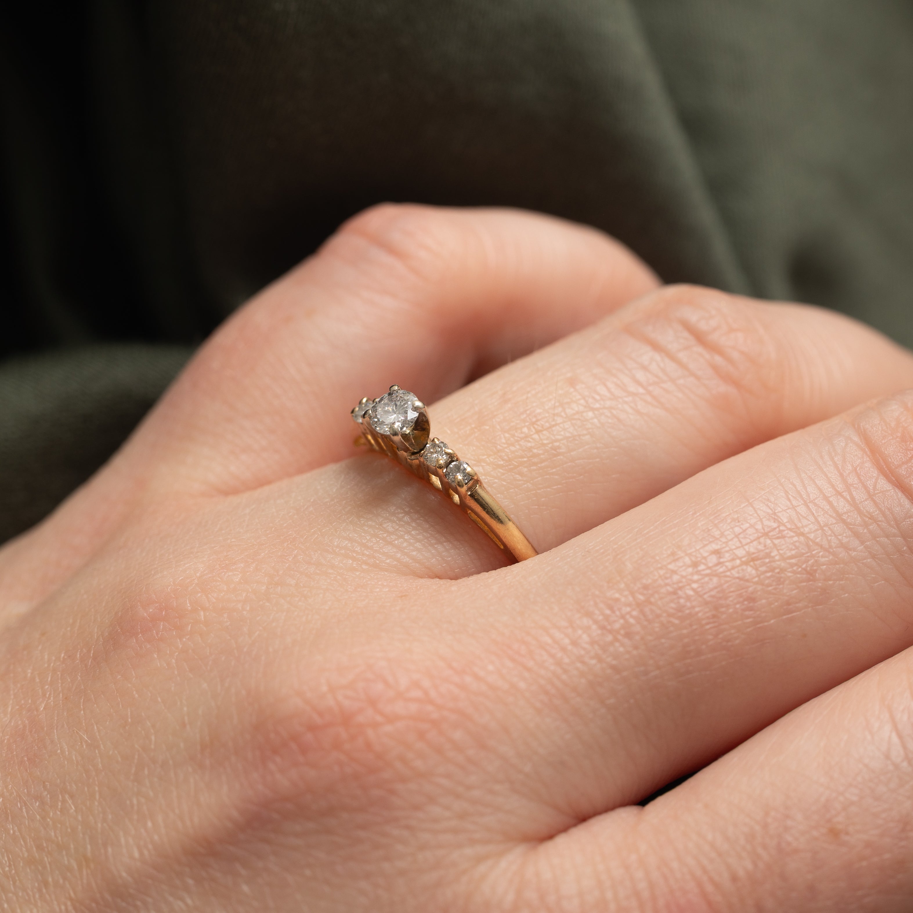 High Set Diamond Accented Ring | 0.3ctw | SZ 7.25 |