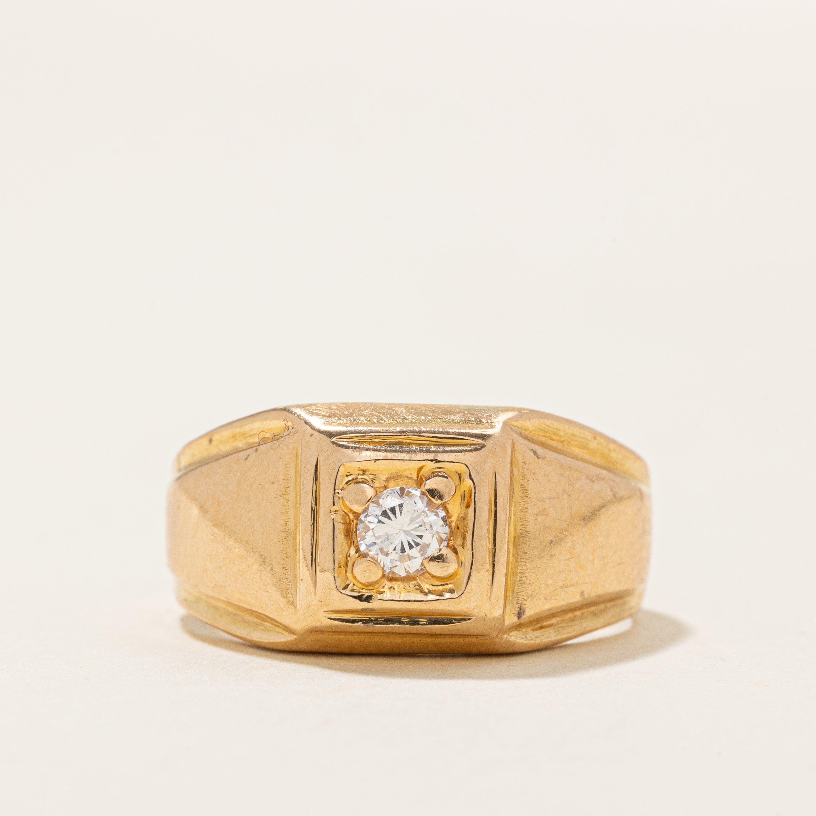 Solitaire Diamond Grooved Signet Ring | 0.15ctw | SZ 6.0 |