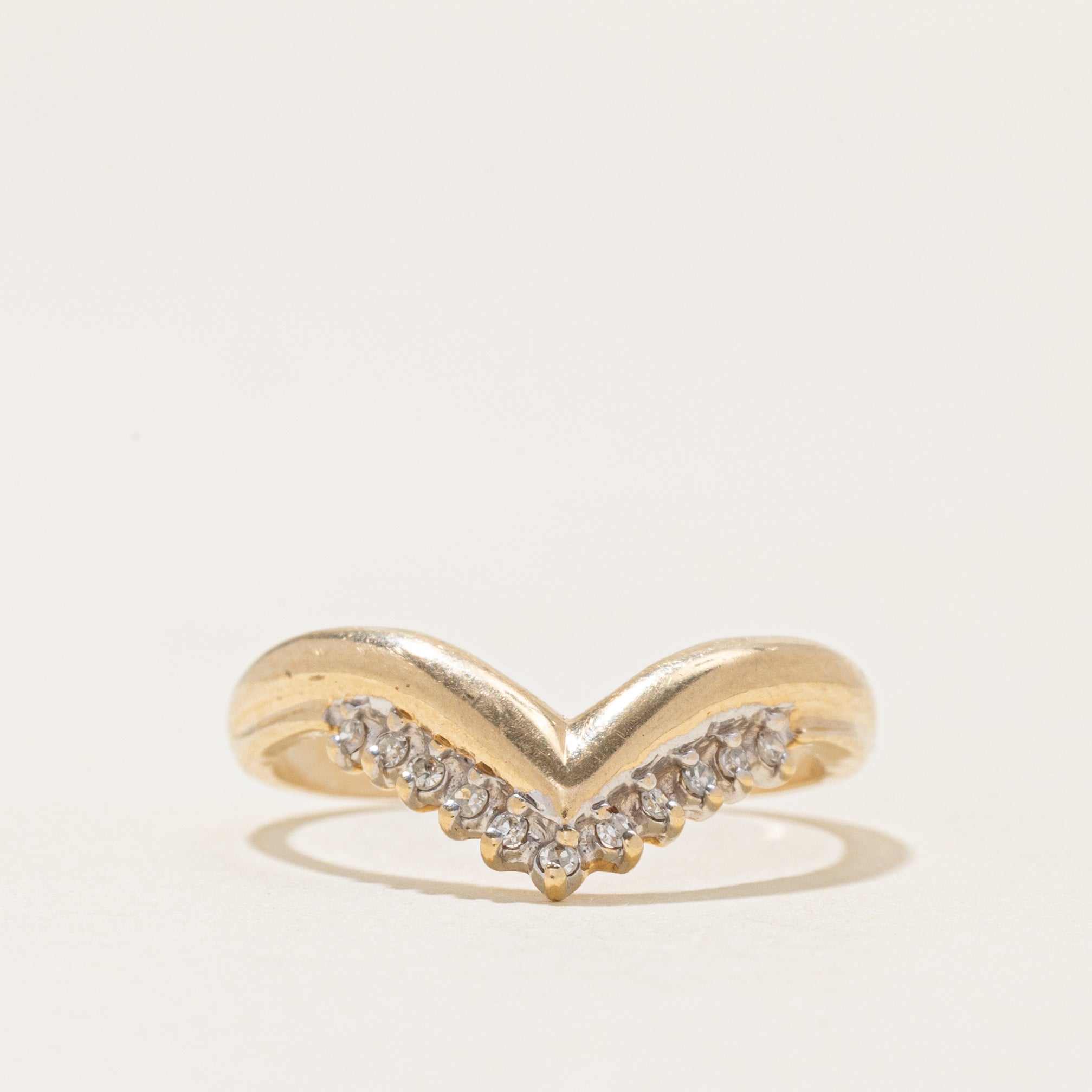 Semi Eternity Diamond Chevron Ring | 0.06ctw | SZ 6.0 |