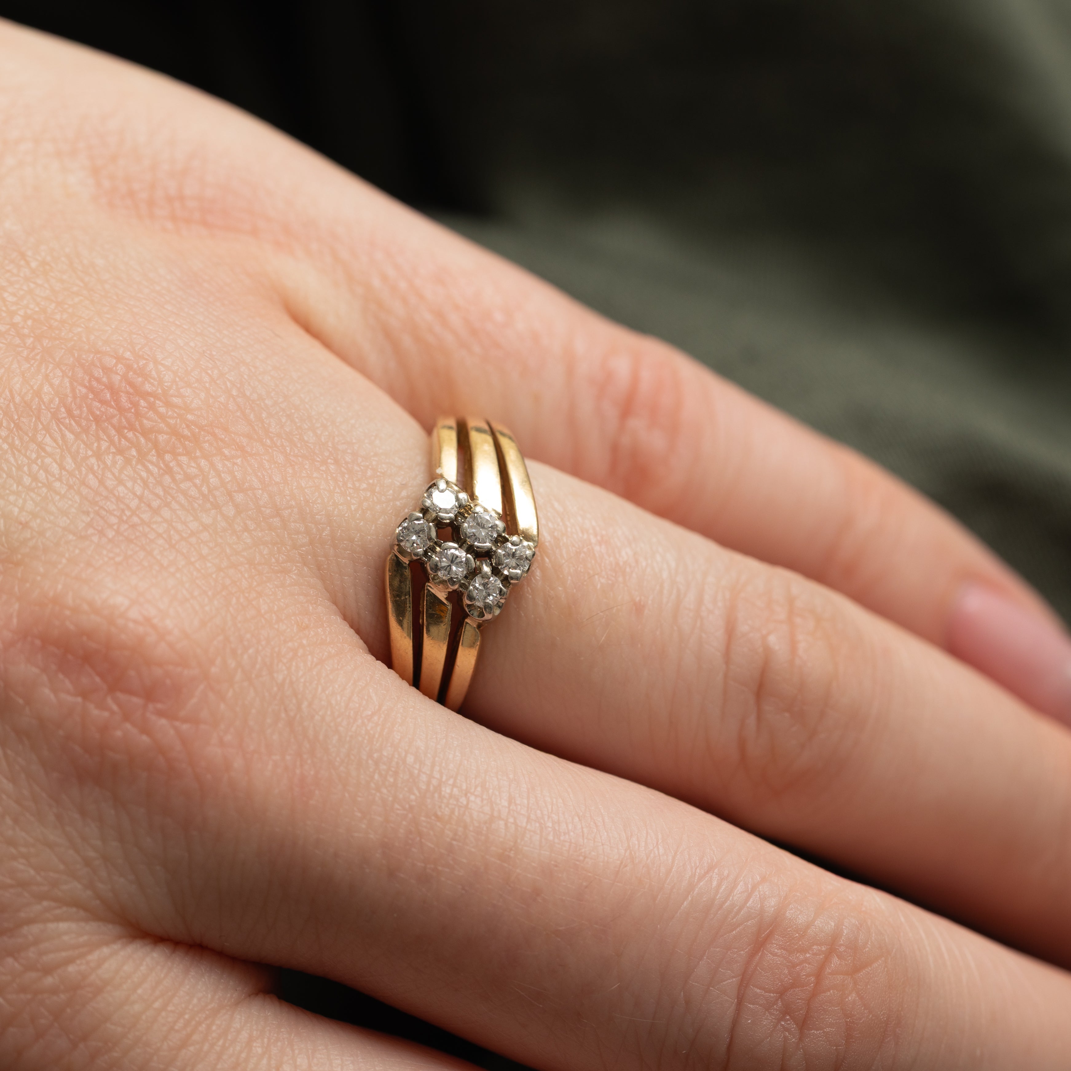 Diamond Grid Openwork Bypass Ring | 0.24ctw | SZ 5.75 |