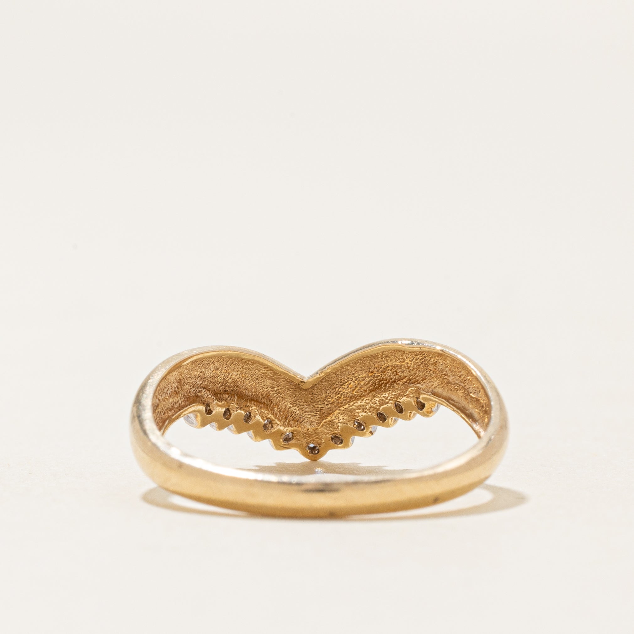 Semi Eternity Diamond Chevron Ring | 0.06ctw | SZ 6.0 |