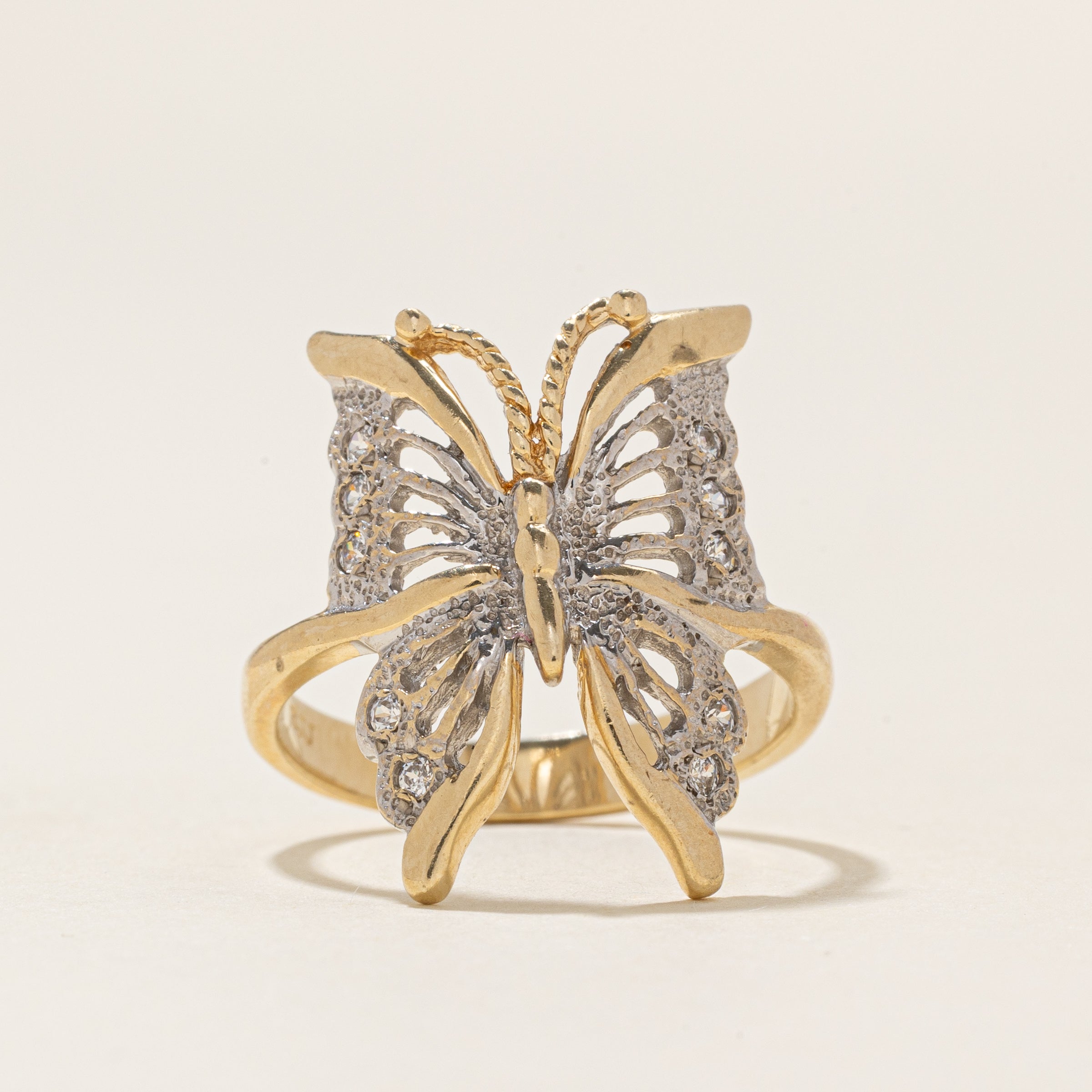 Diamond Textured Butterfly Ring | 0.1ctw | SZ 6.75 |