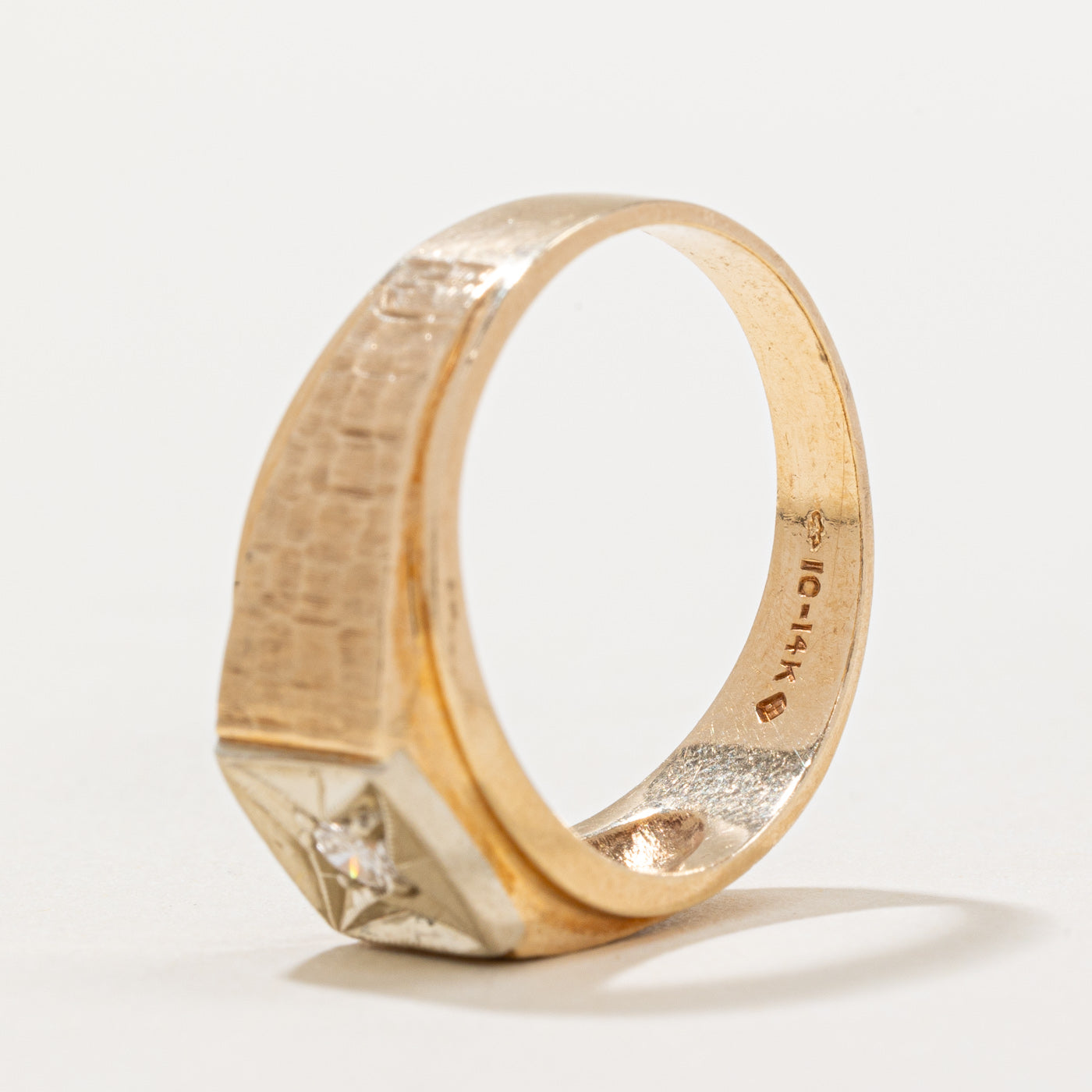 Illusion Set Diamond Ring | 0.10ct | SZ 9.75 |