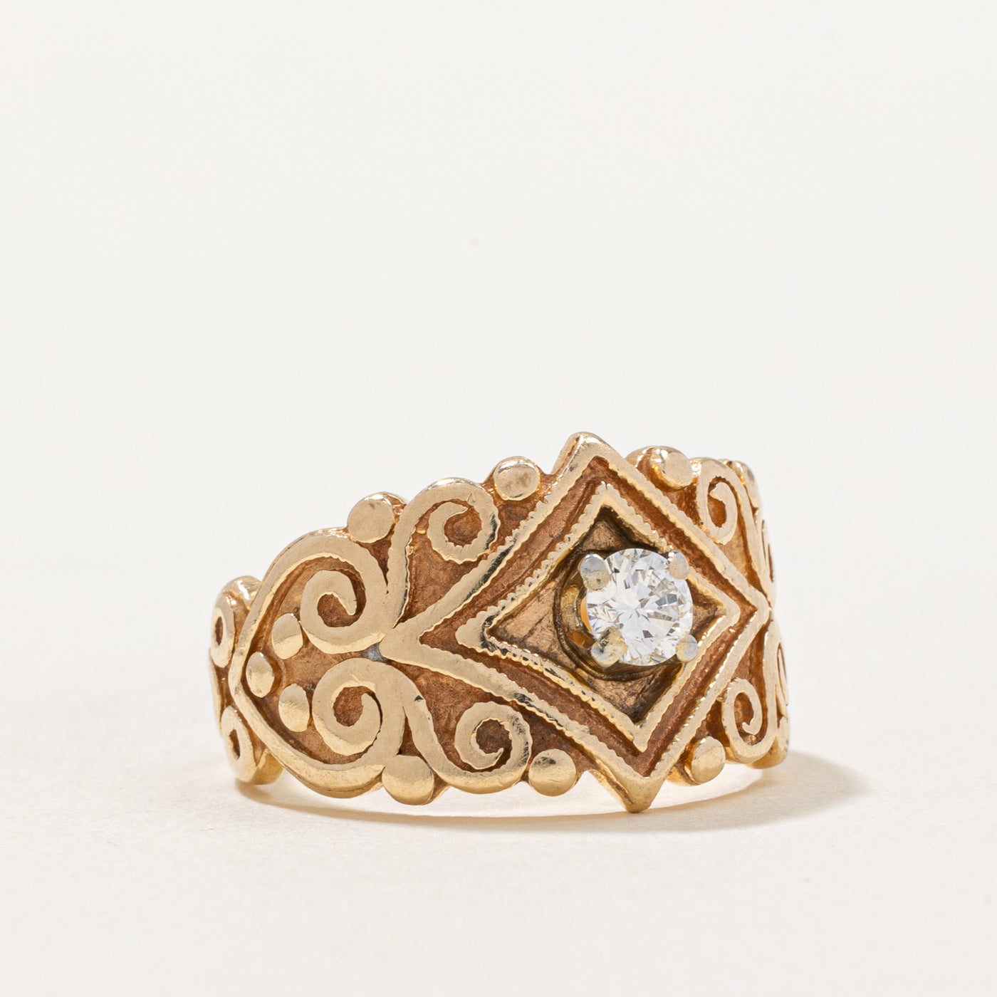 Ornate Diamond Ring | 0.19ct | SZ 5 |