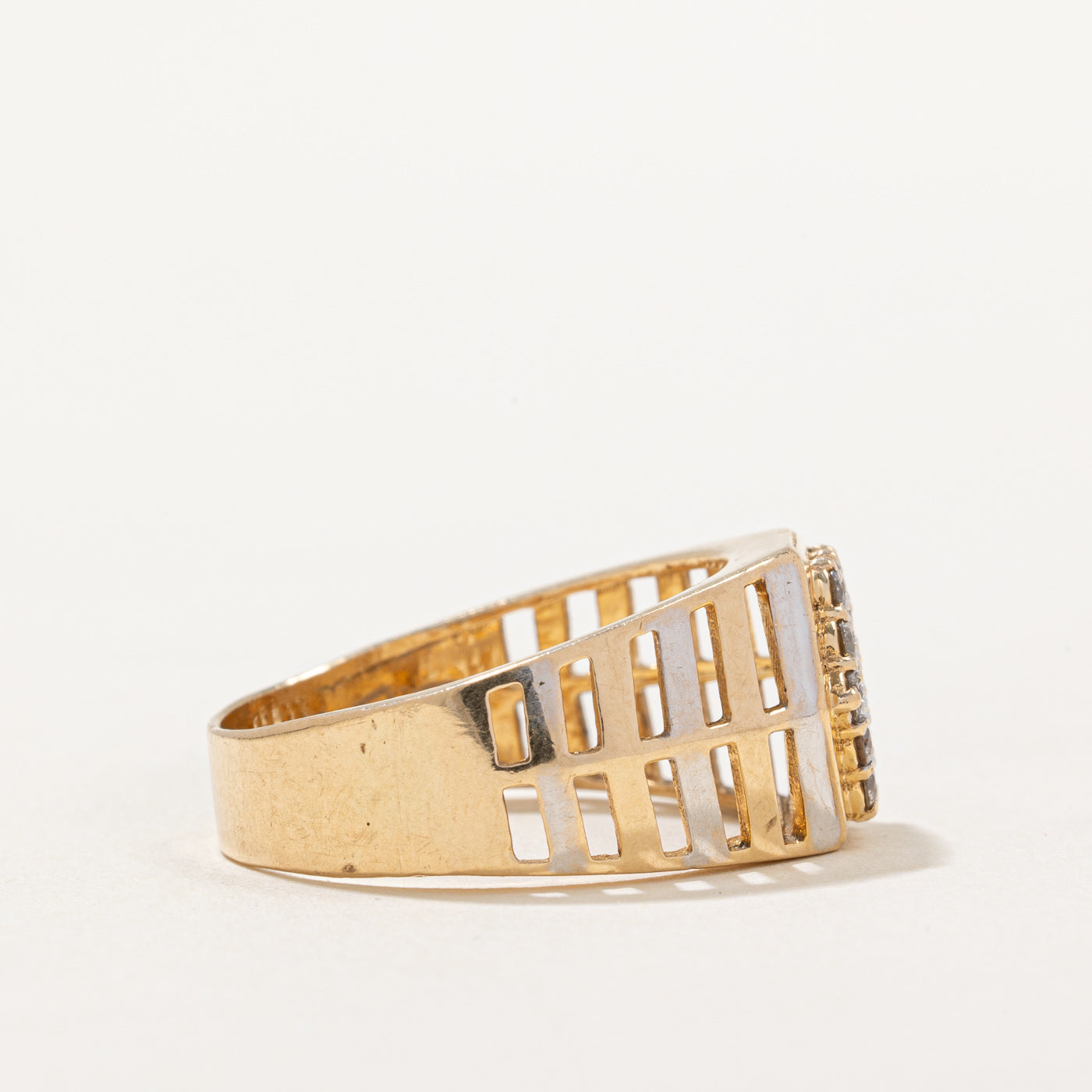 Hexagon Shaped Diamond Cluster Ring | 0.77ctw | SZ 10.25 |