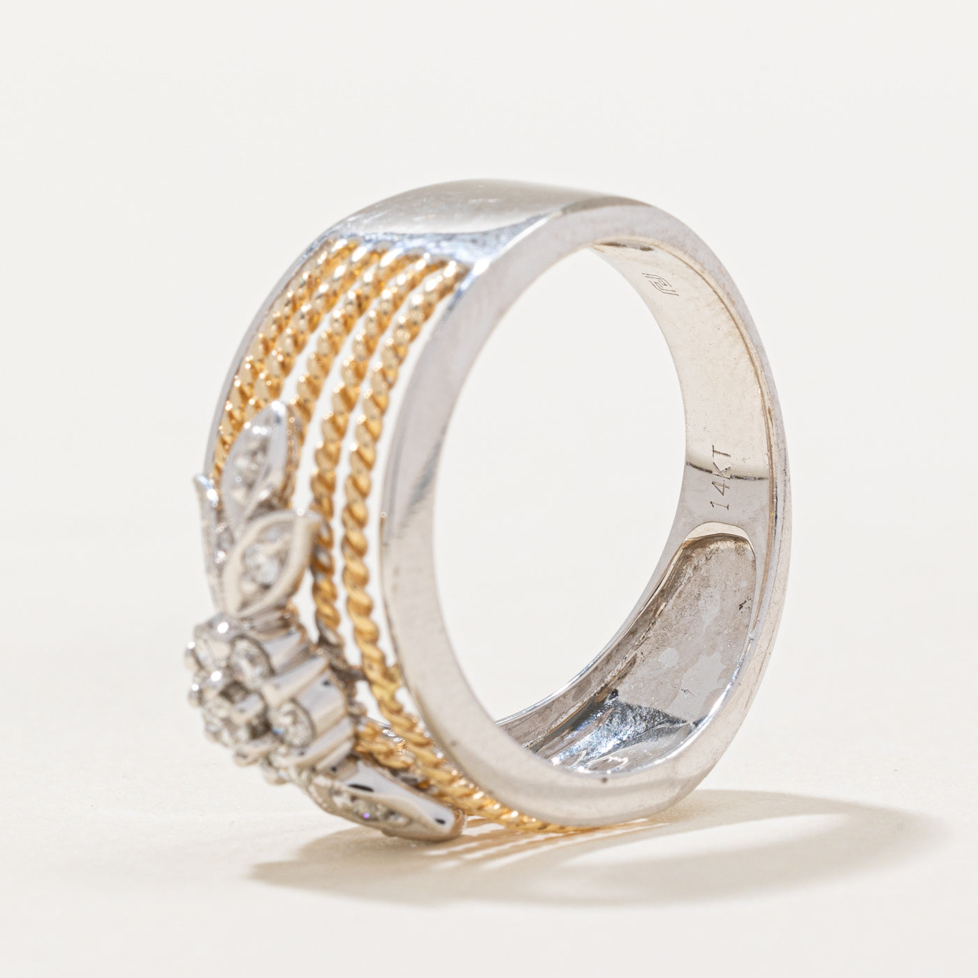 Two Tone Gold Diamond Floral Band | 0.30ctw | SZ 6.75 |