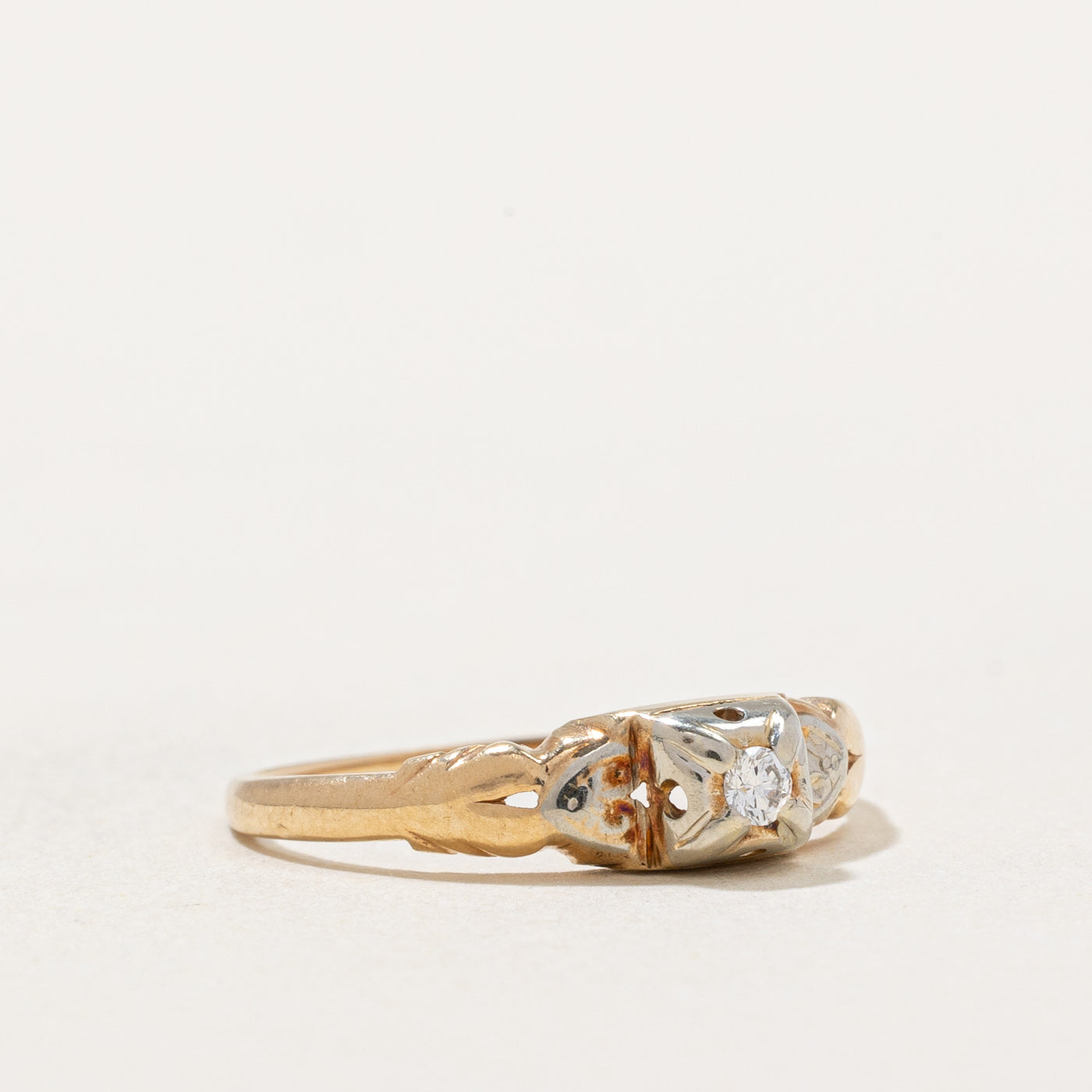 Vintage Diamond Ring | 0.03ct | SZ 5.5 |