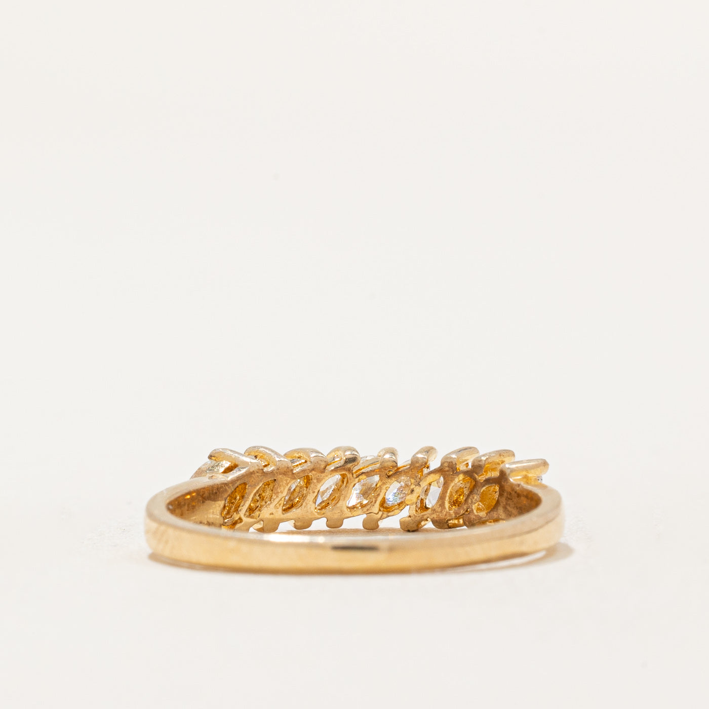 Bague demi-éternité en diamant taille marquise | 0,27 ct | Taille 4,25