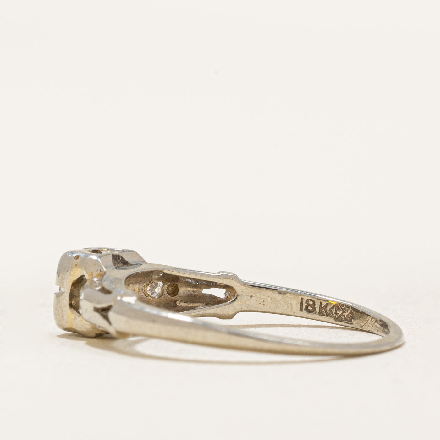 Vintage Diamond Engagement Ring | 0.18ctw | SZ 6