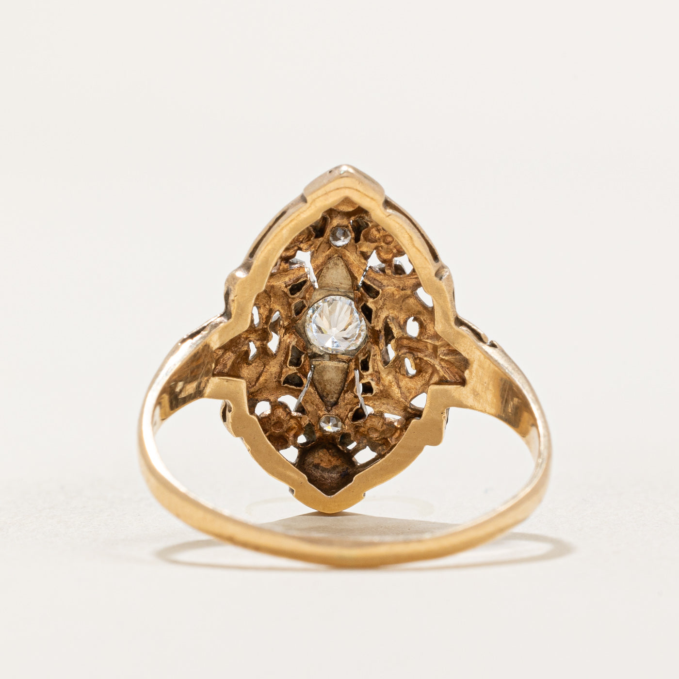 Bague en or bicolore sertie de diamants taille marquise | 0,16 ct | Taille 7,5