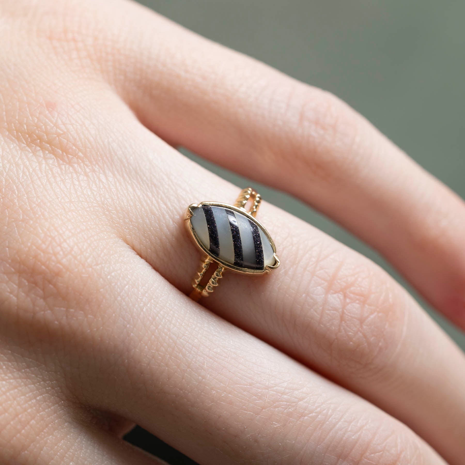 Composite Shell & Goldstone Ring | 1.20ct | SZ 4.25