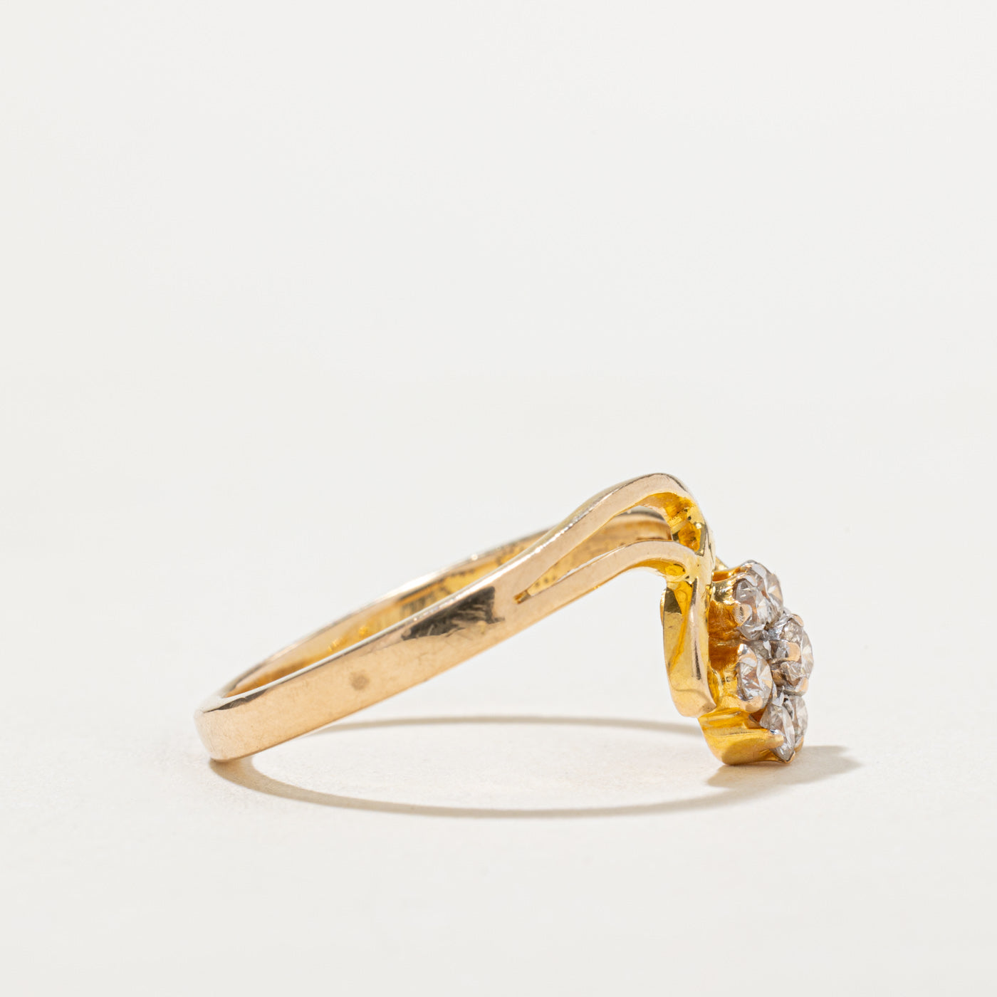 Diamond Flower Chevron Ring | 0.33ctw | SZ 6