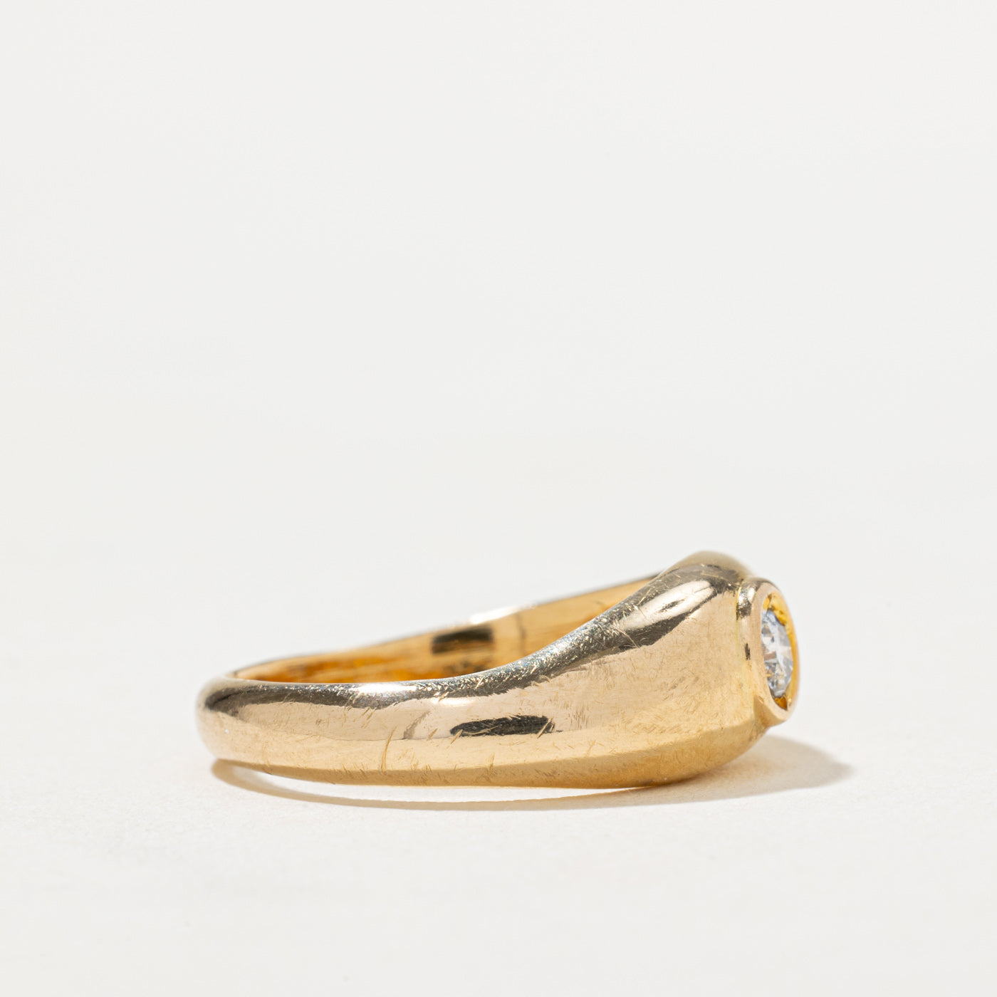 Solitaire Diamond Wave Ring | 0.14ct | SZ 6.25