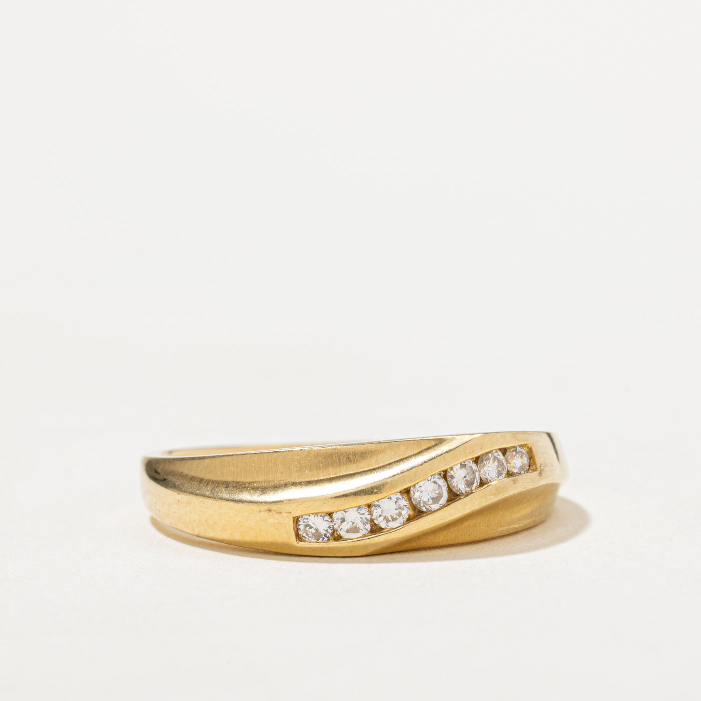 Seven Stone Diamond Wave Ring | 0.18ctw | SZ 9.75