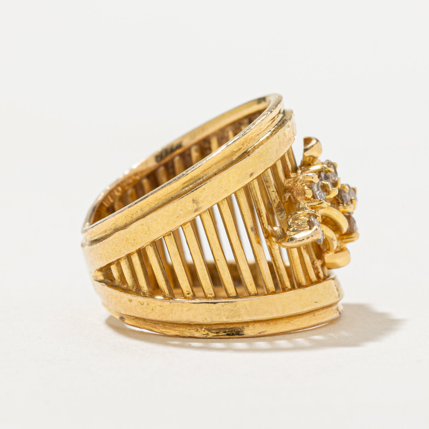 Scattered Diamond Cocktail Ring | 0.20ctw | SZ 2