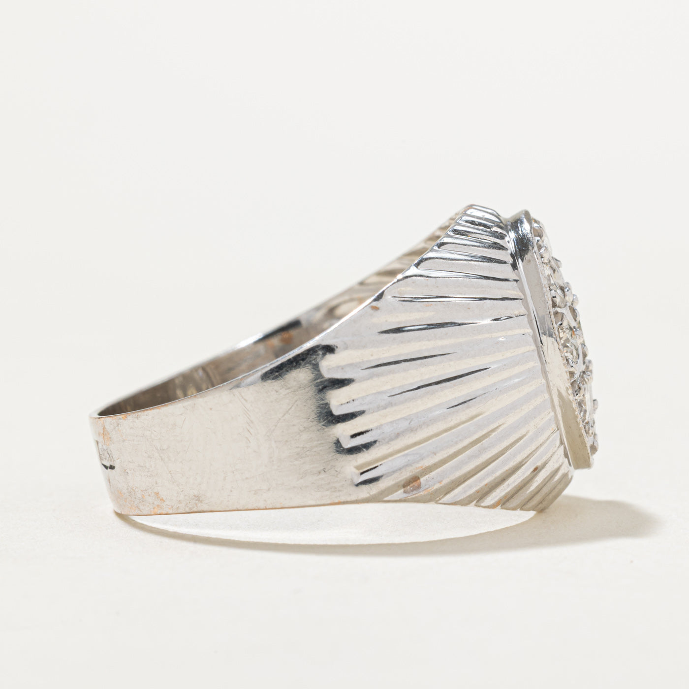 Diamond Cluster Grooved Cocktail Ring | 0.75ctw | SZ 11.5