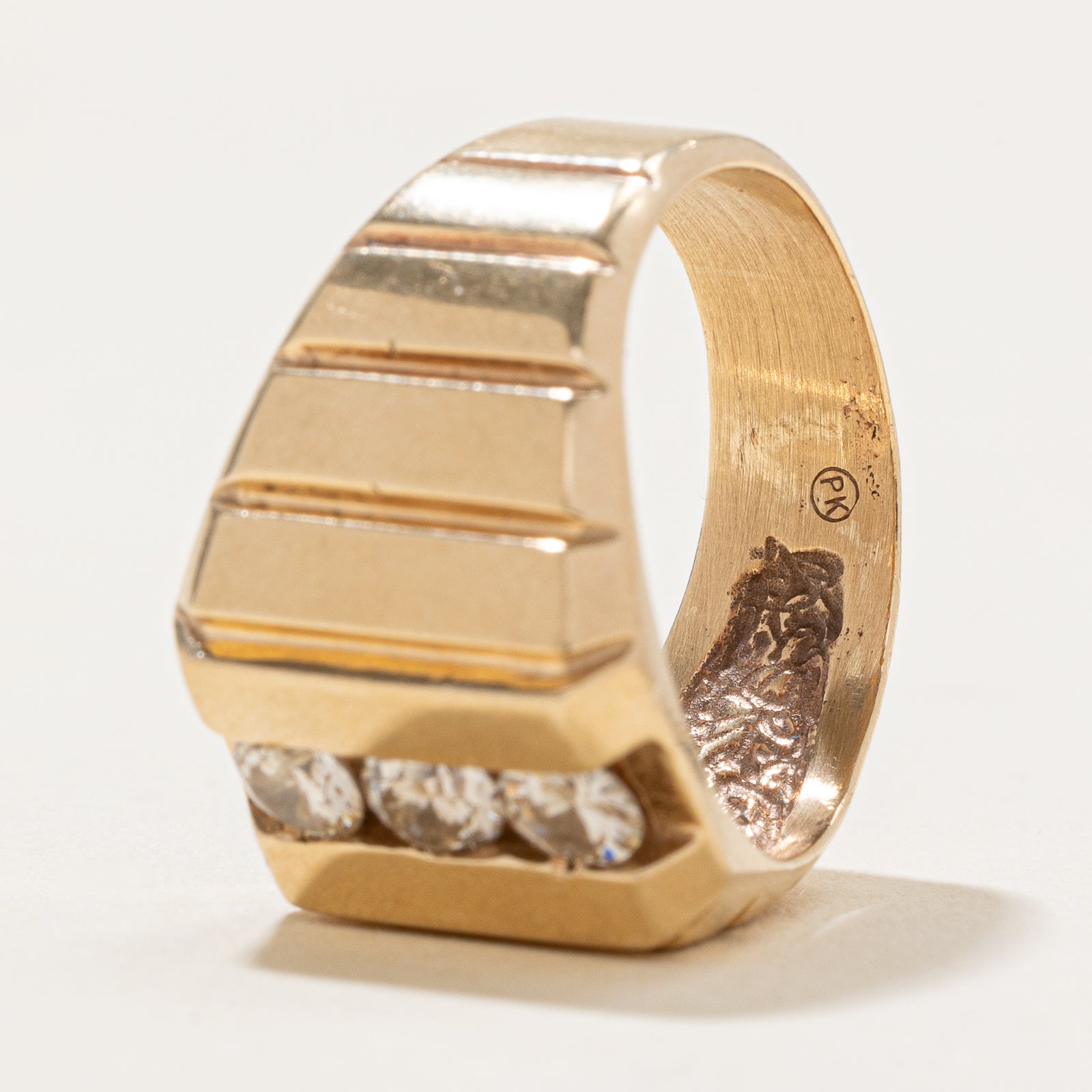 Diamond Column Grooved Cocktail Ring | 0.66ctw | SZ 7.75