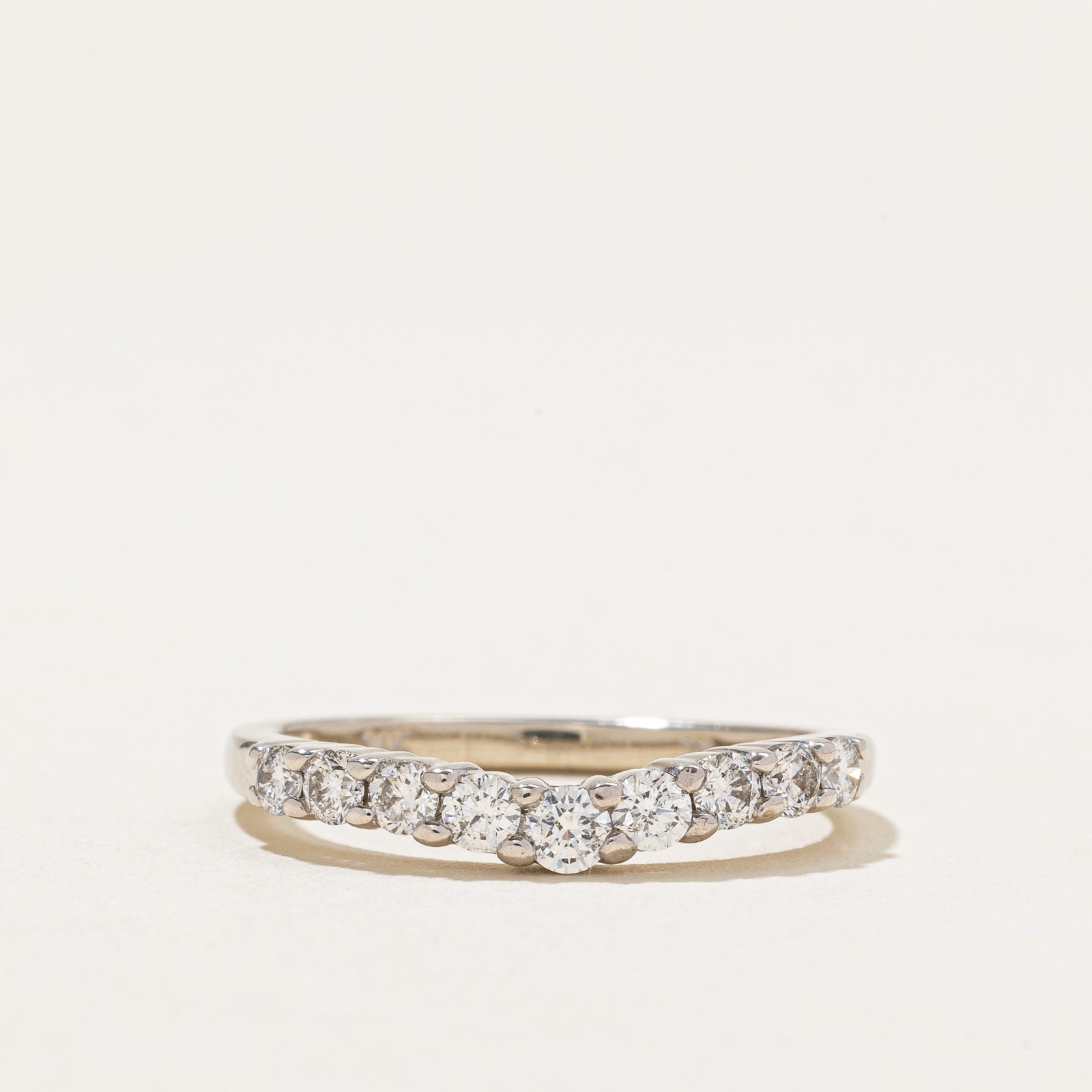 Bague demi-éternité en diamants à chevrons | 0,45 ct | Taille 7
