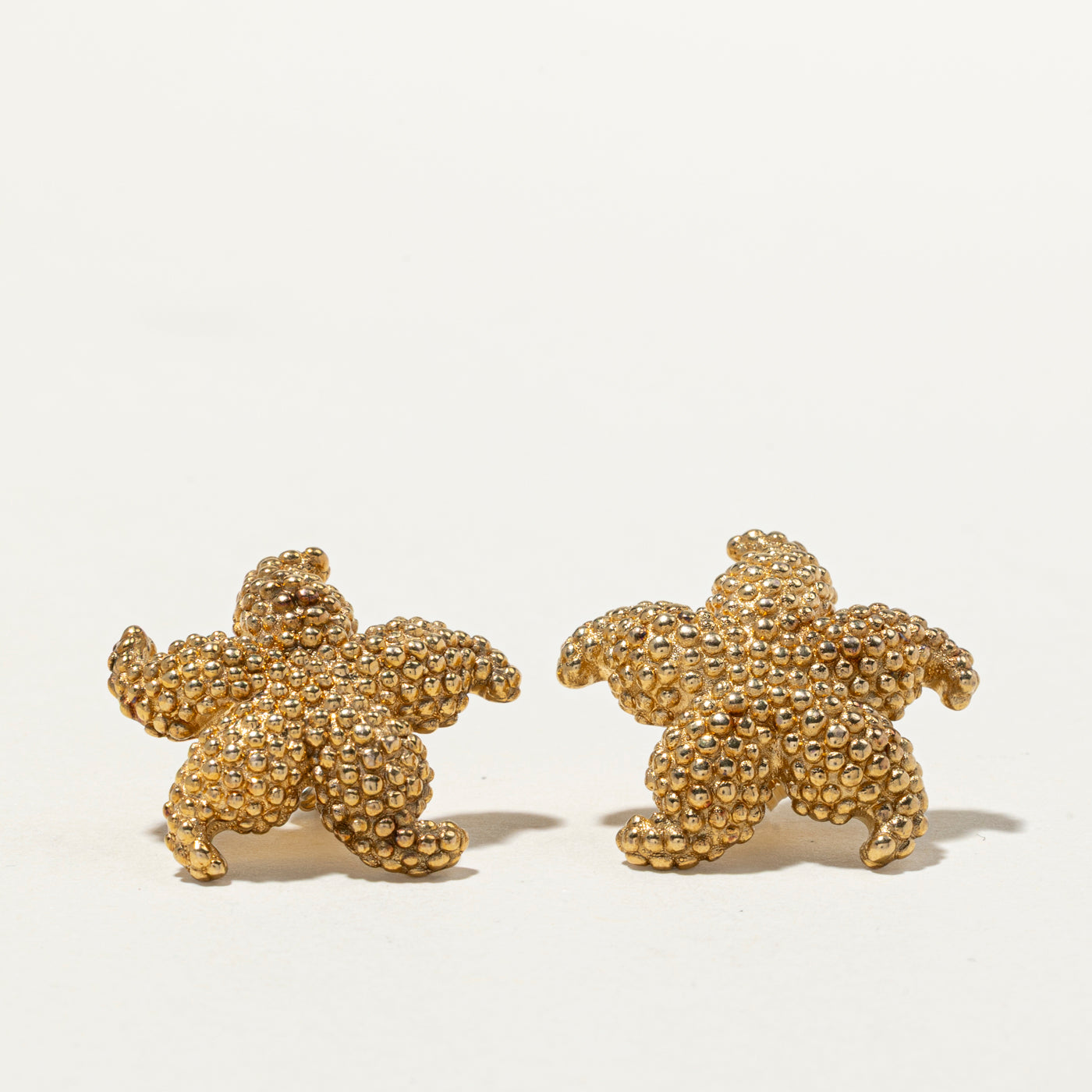 14k Yellow Gold Textured Starfish Stud Earrings