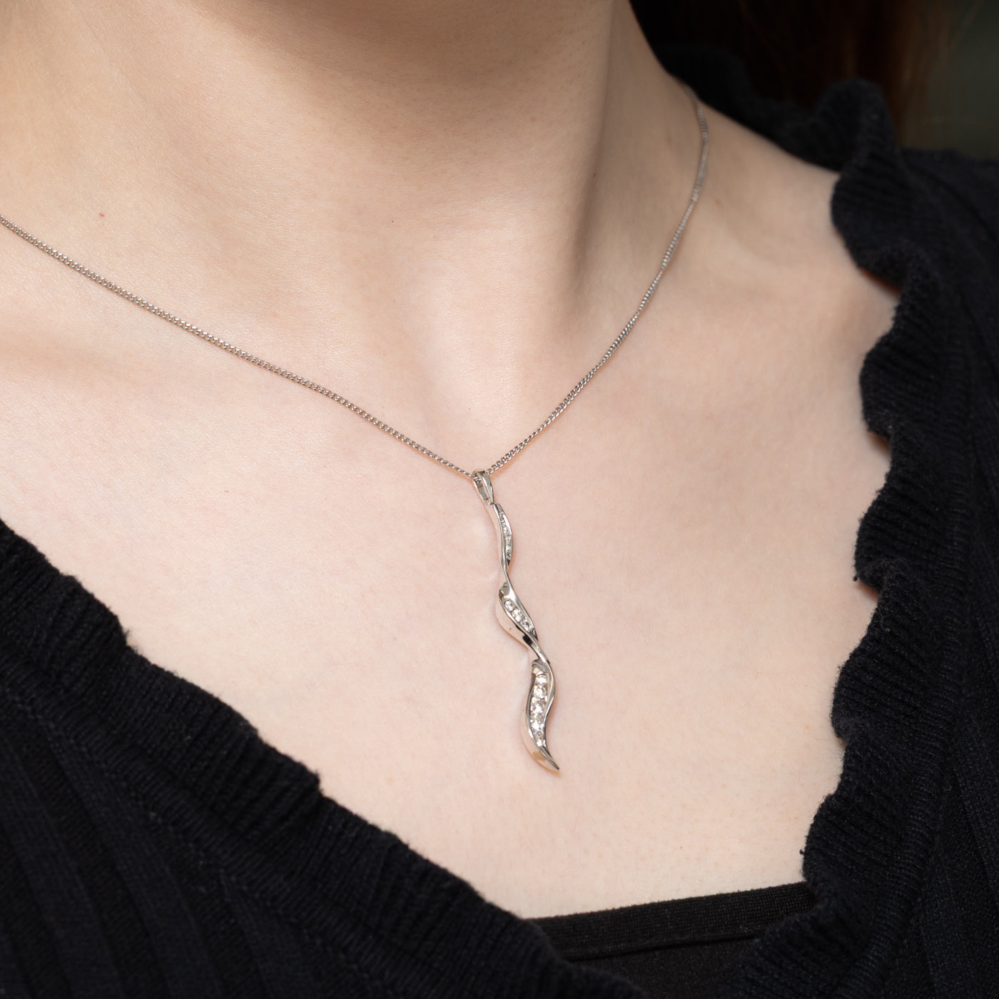 Diamond Twisted Drop Pendant | 0.46ctw