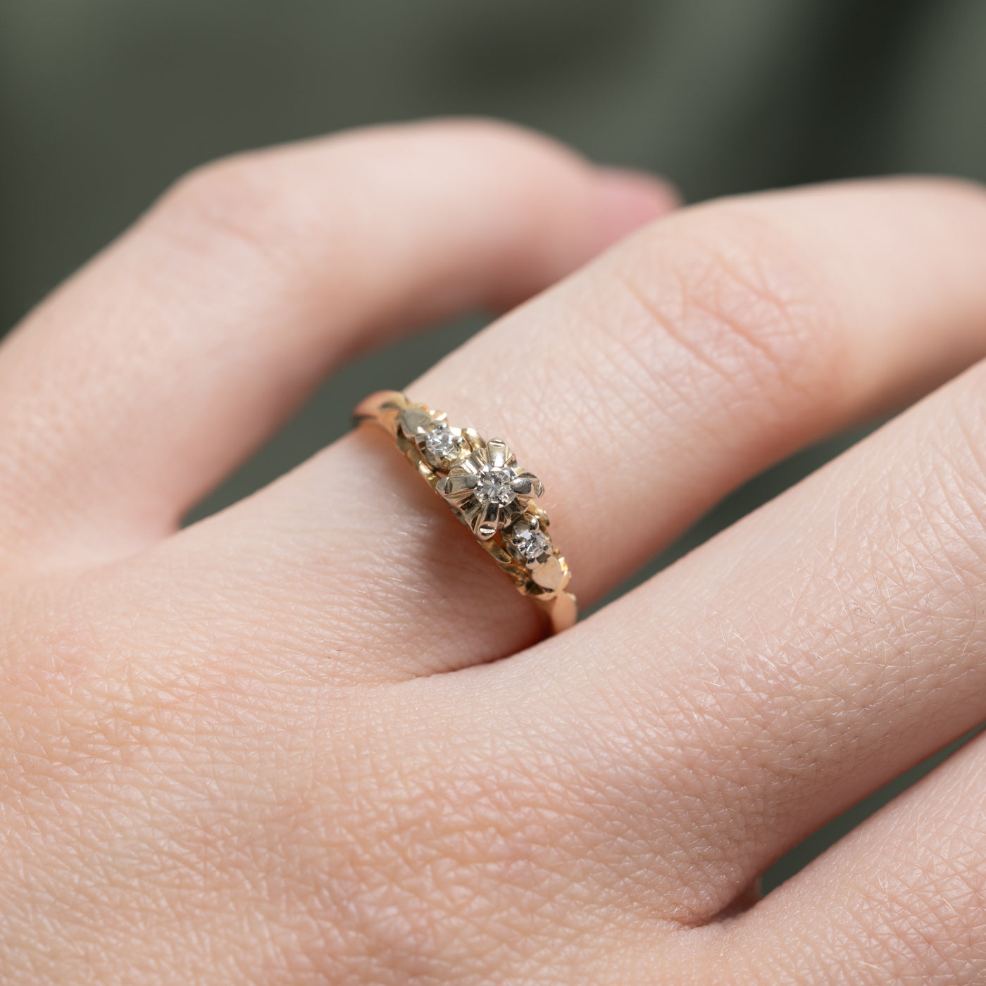 14K Two Tone Gold Illusion Set Diamond Ring | 0.09ct | SZ 6