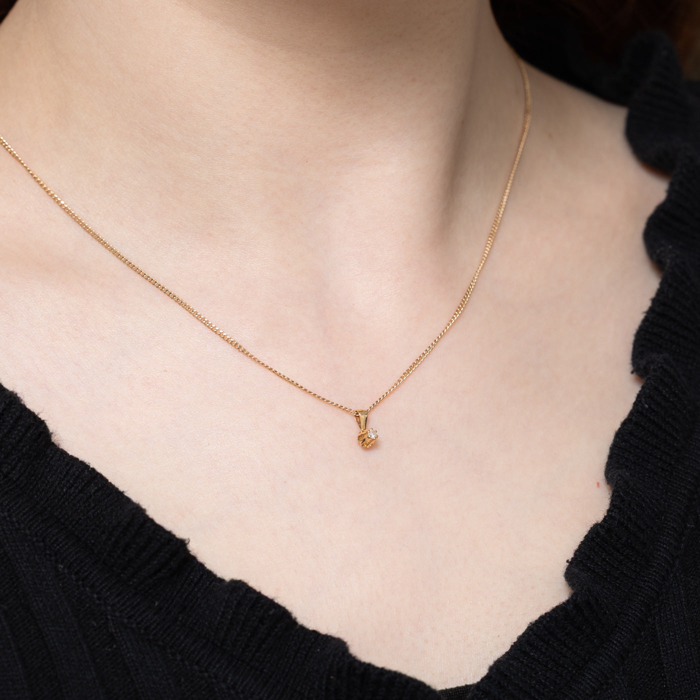 Belcher Set Diamond Pendant | 0.03ct