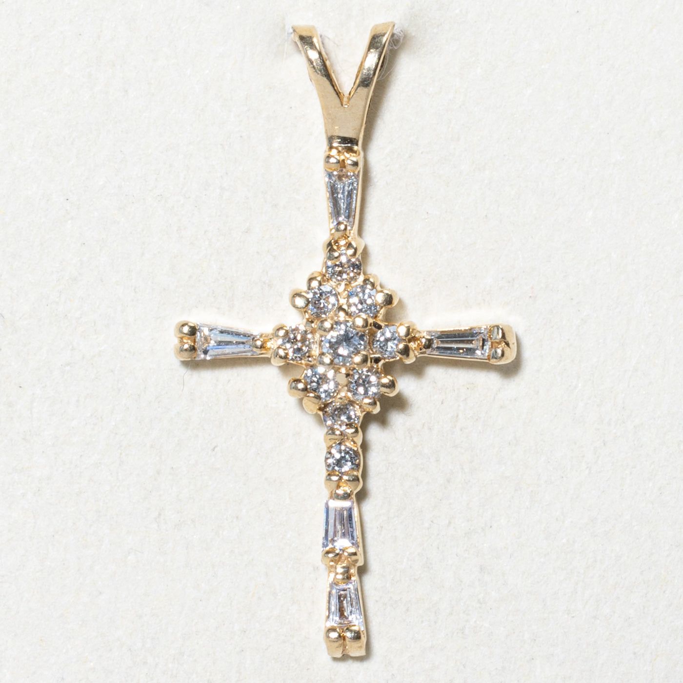 Diamond Cluster Cross Pendant | 0.23ctw