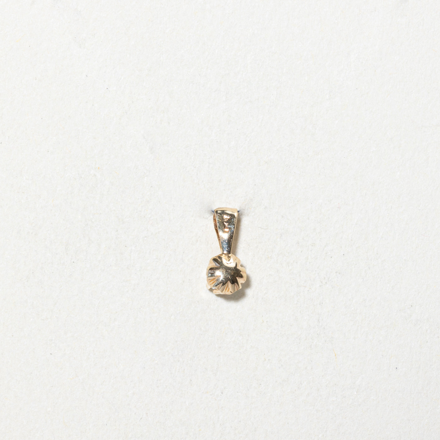 Belcher Set Diamond Pendant | 0.03ct