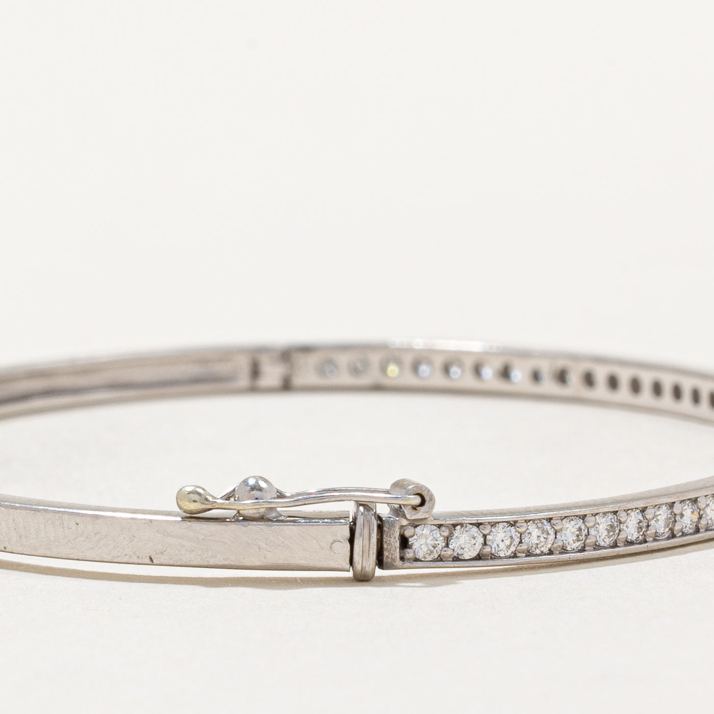 Diamond Bangle Bracelet | 0.75ctw | 7" |