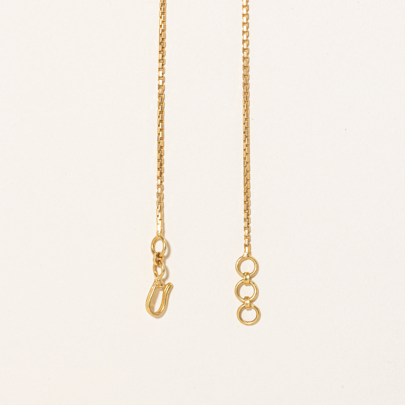 Diamond Scoop Pendant Necklace | 0.15ctw | 16" |