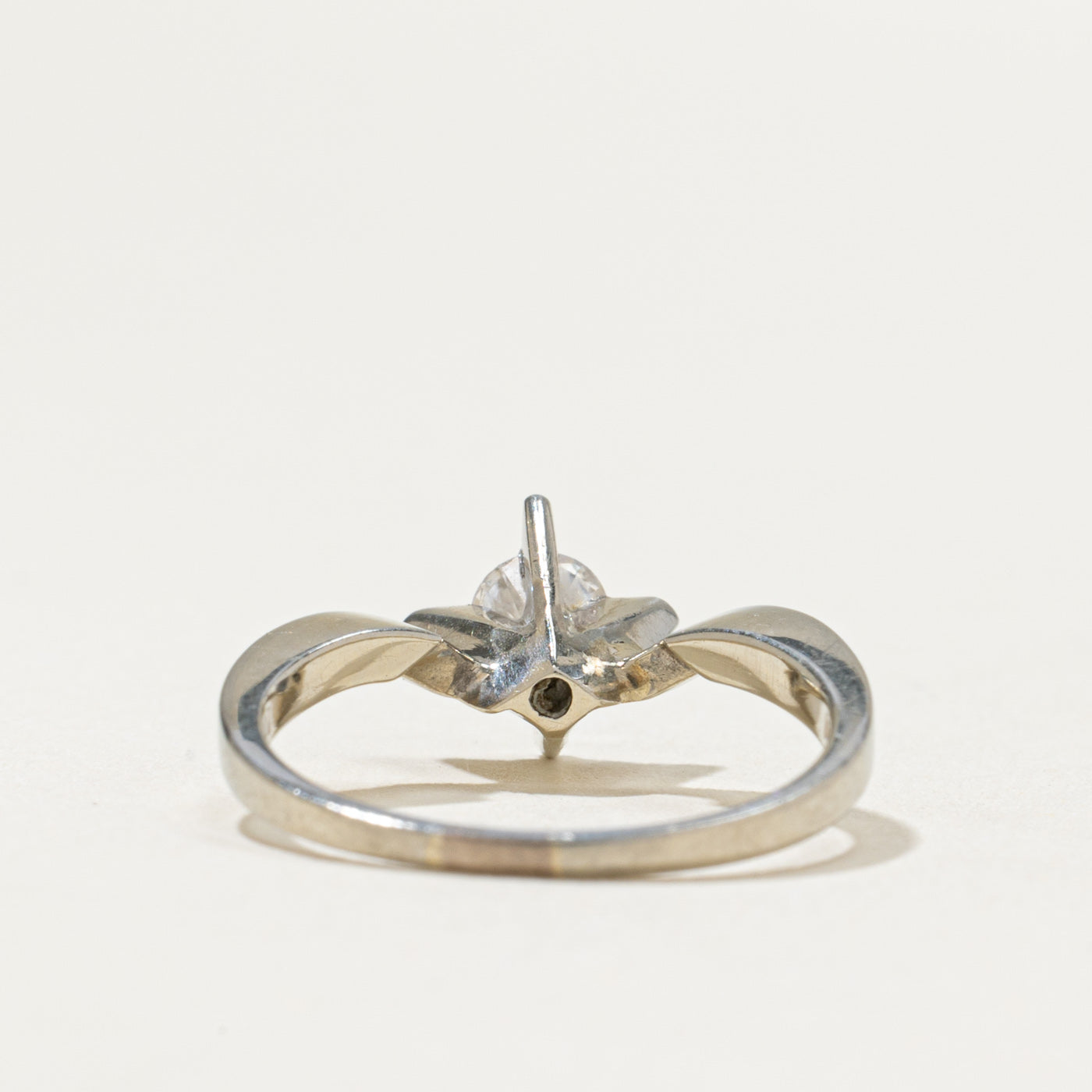 Solitaire High Set Diamond Curved Ring | 0.28ct | SZ 5.5