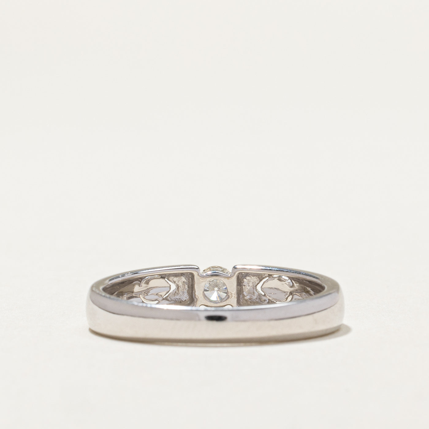 18k White Gold Tension Set Diamond Ring | 0.20ct | SZ 8.25 |