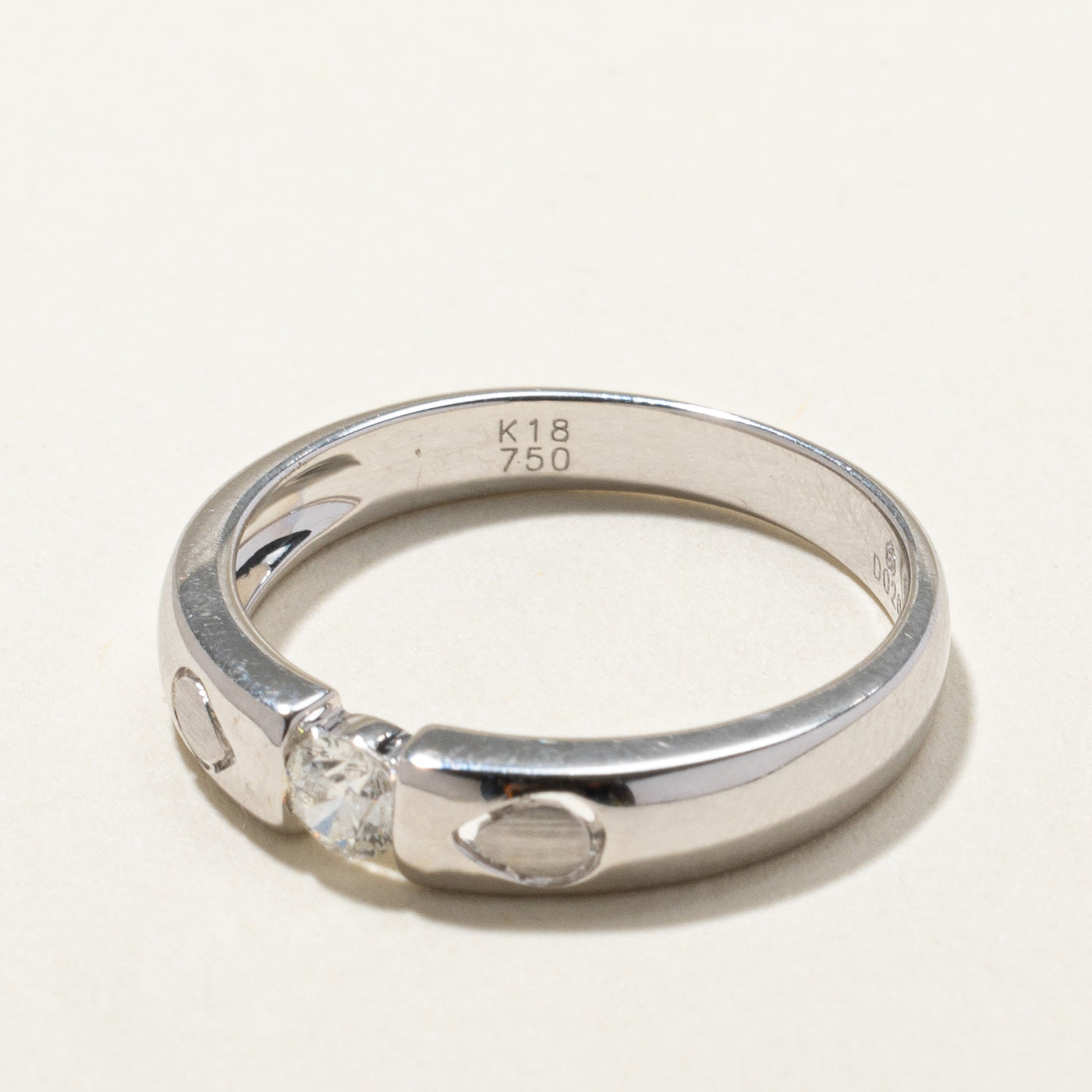 18k White Gold Tension Set Diamond Ring | 0.20ct | SZ 8.25 |