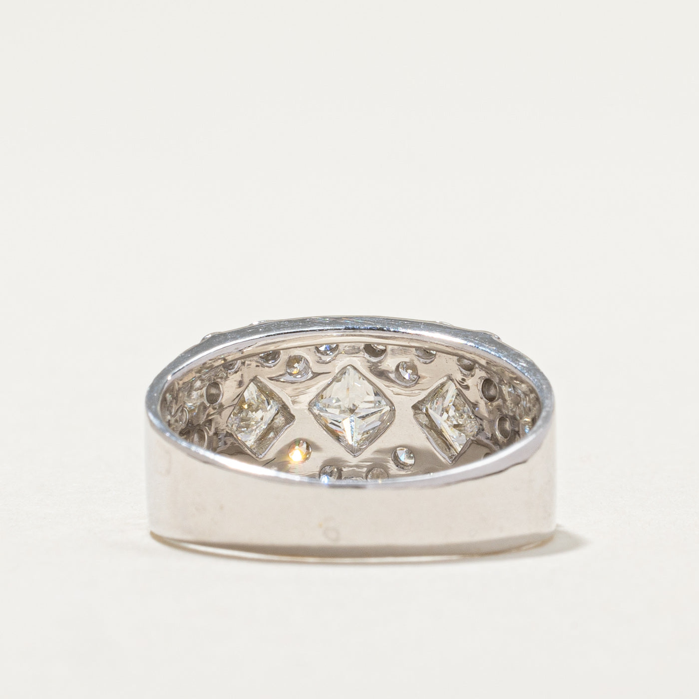 Diamond Cluster Cocktail Band | 0.25ct, 0.70ctw | SZ 6.5 |