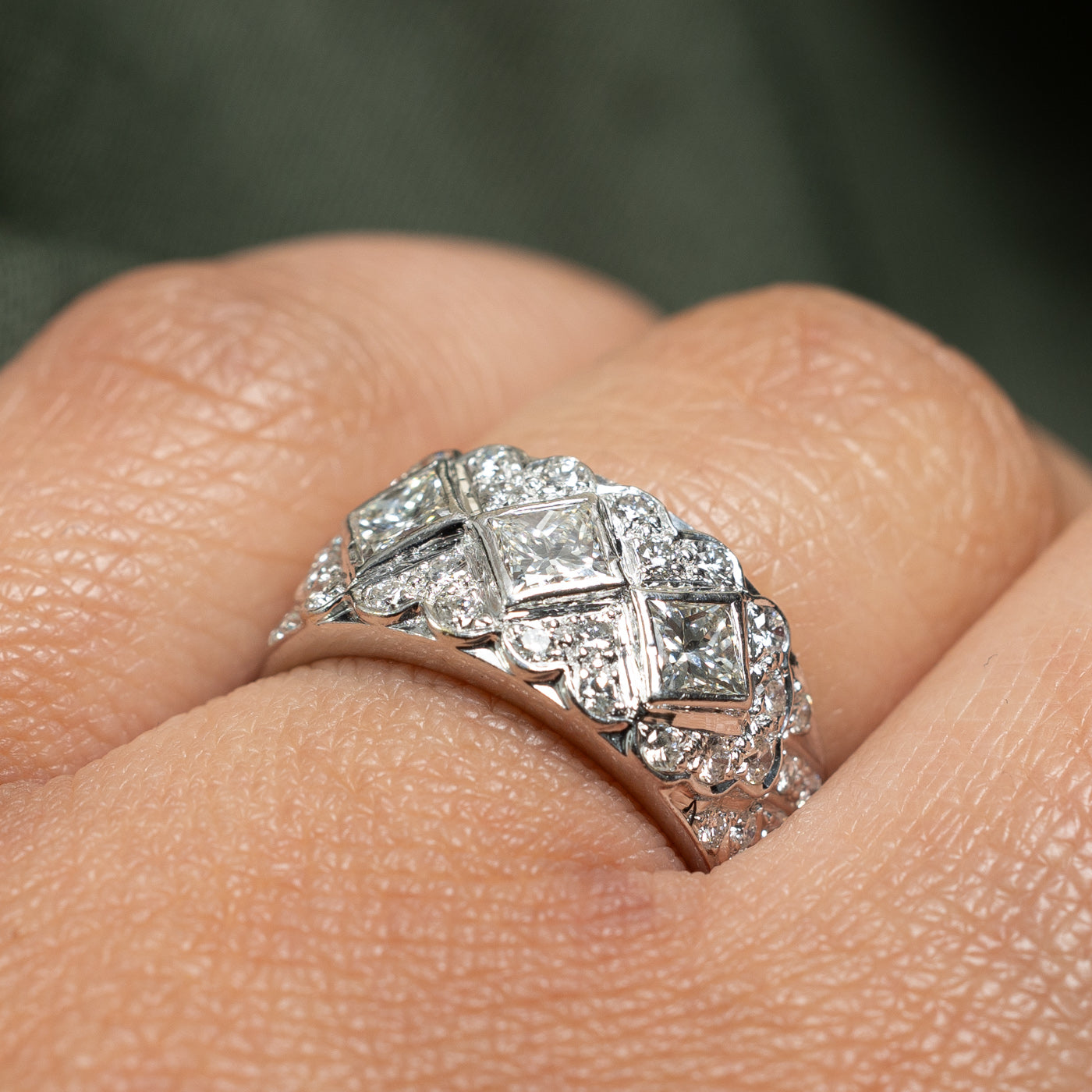 Diamond Cluster Cocktail Band | 0.25ct, 0.70ctw | SZ 6.5 |
