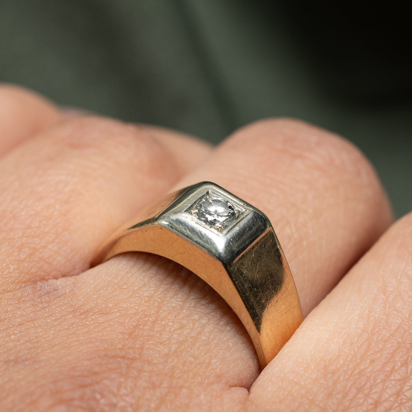 Single Stone Two Toned Diamond Ring | 0.20ct | SZ 10 |